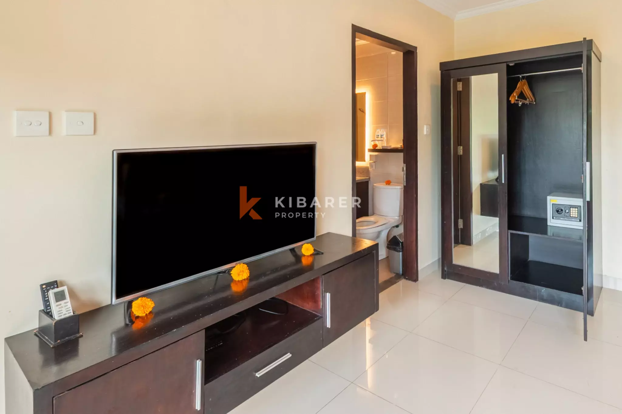 Dreamy Four Bedroom Villa Walk to Everything around Seminyak — image 19