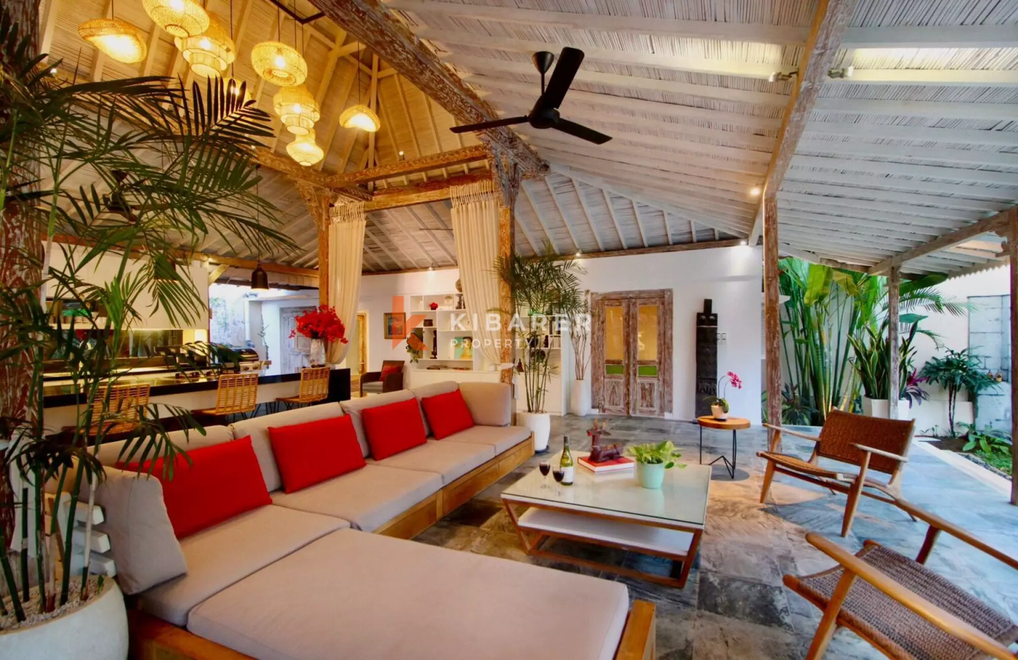 Walk to Cafes - Four Bedroom Private Pool Villa Berawa — image 5