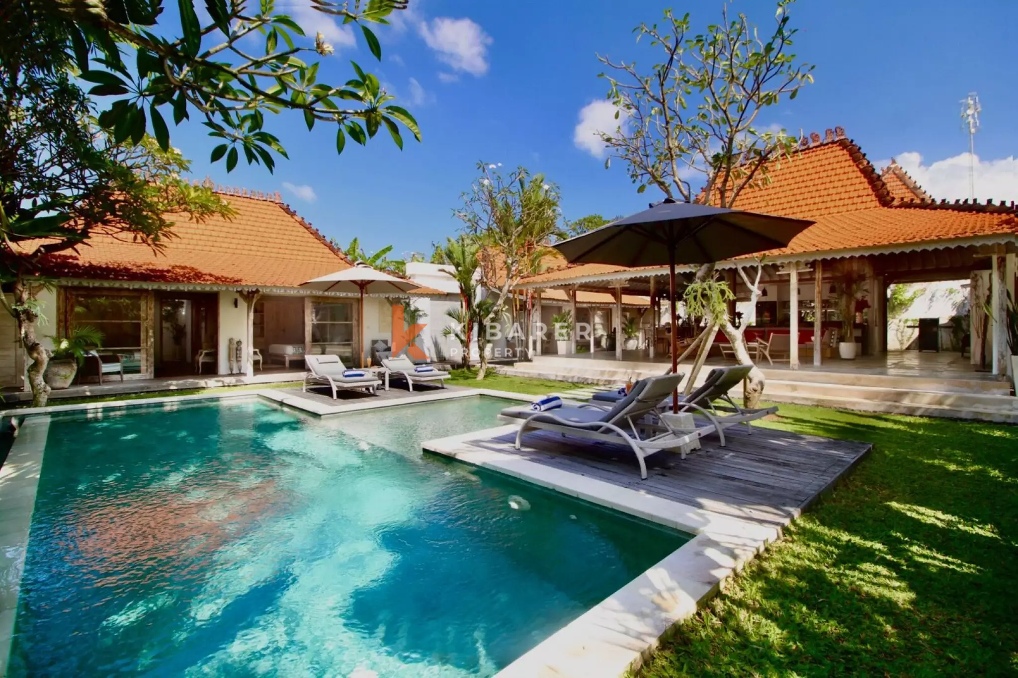 Walking Distance to Cafe - Four Bedroom Private Pool Villa in Berawa
