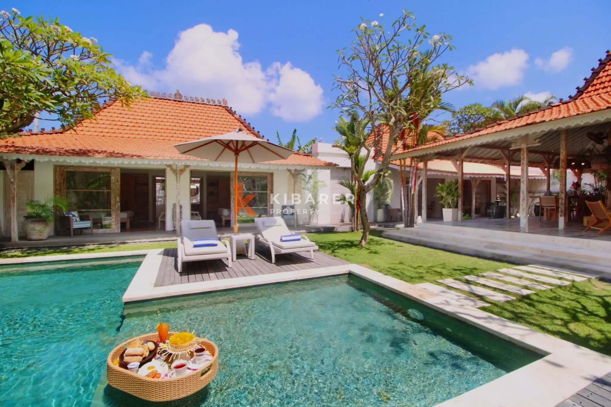 Walking Distance to Cafe - Four Bedroom Private Pool Villa in Berawa — image 3