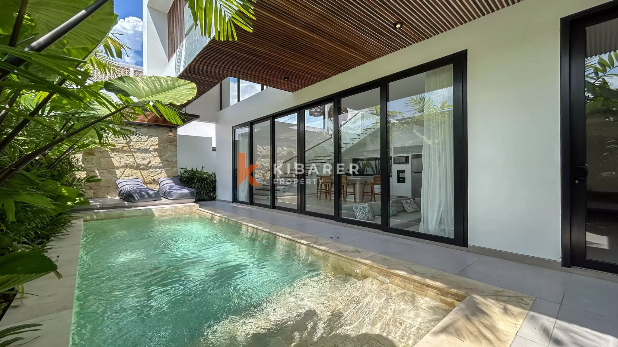 Contemporary Tropical Two-Bedroom Villa with Private Pool in Prime Batu Bolong — image 1
