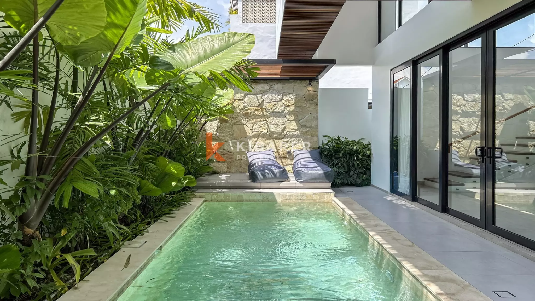 Contemporary Tropical Two-Bedroom Villa with Private Pool in Prime Batu Bolong — image 2