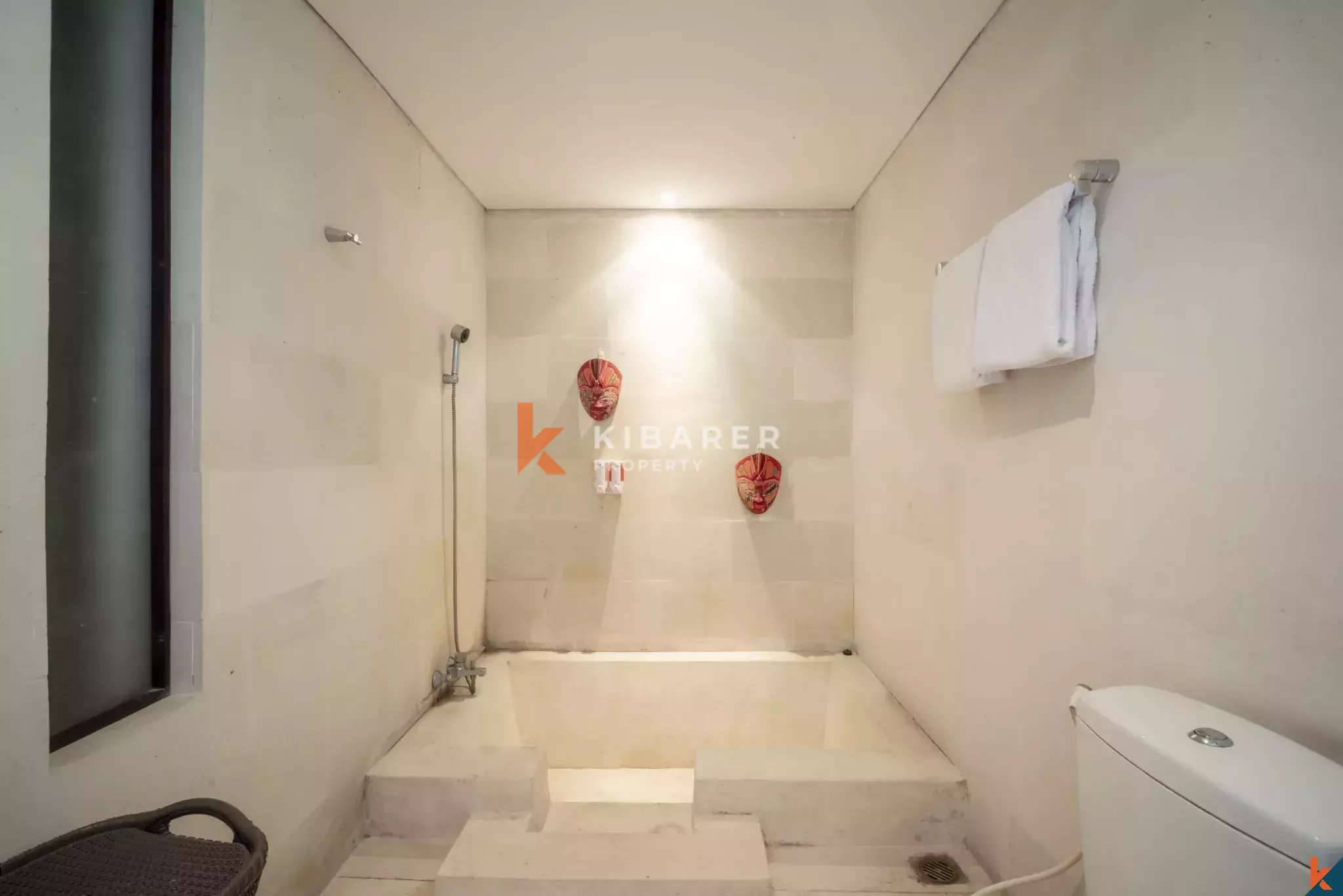 Peaceful Three-Bedroom Tropical Villa in the Heart of Pererenan — image 16