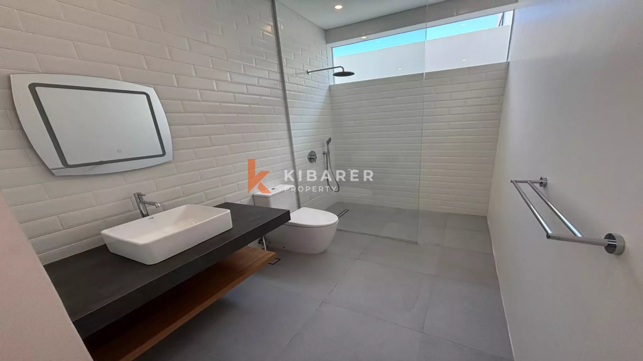 Modern One-Bedroom Tropical Villa with Private Pool in Prime Batu Bolong Location — image 11
