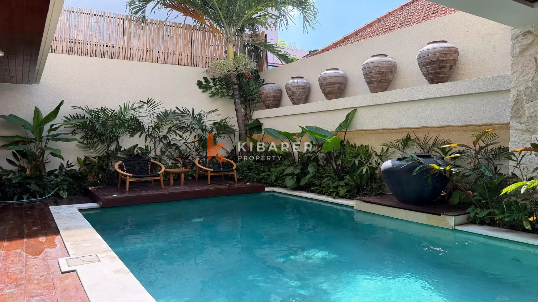 Aesthetic Cream-Tone Three-Bedrooms Villa With Rooftop and Jacuzzi in Berawa — image 13