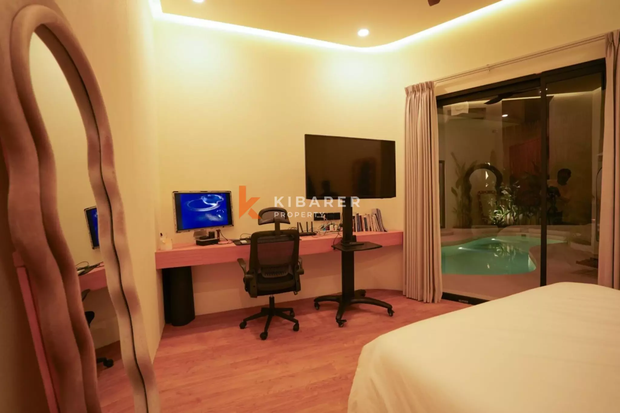 Prime Berawa Living - Stylish Two Bedroom Villa — image 11