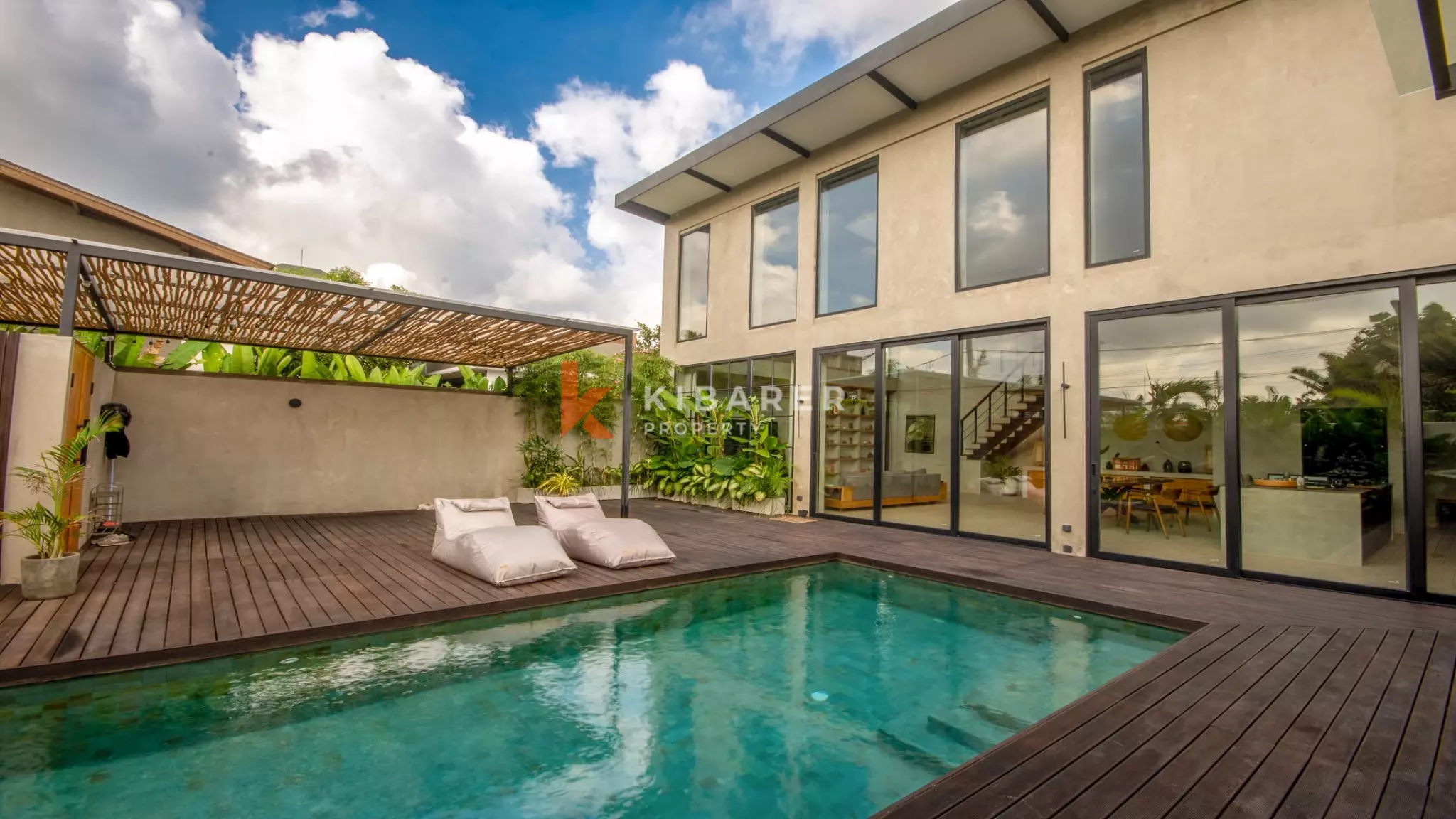 Moderna Four-Bedrooms Villa with Pool and Garden in Berawa — image 14