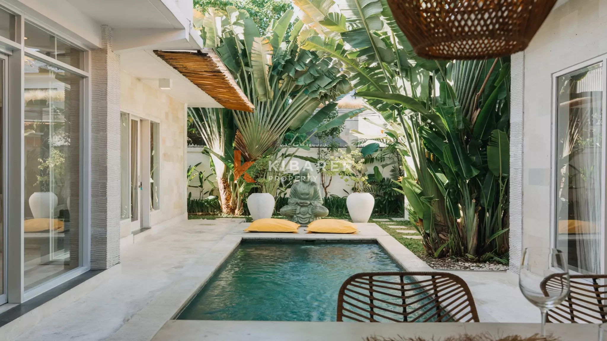 Beautiful Three-Bedroom Villa Located in the Canggu Area — image 3