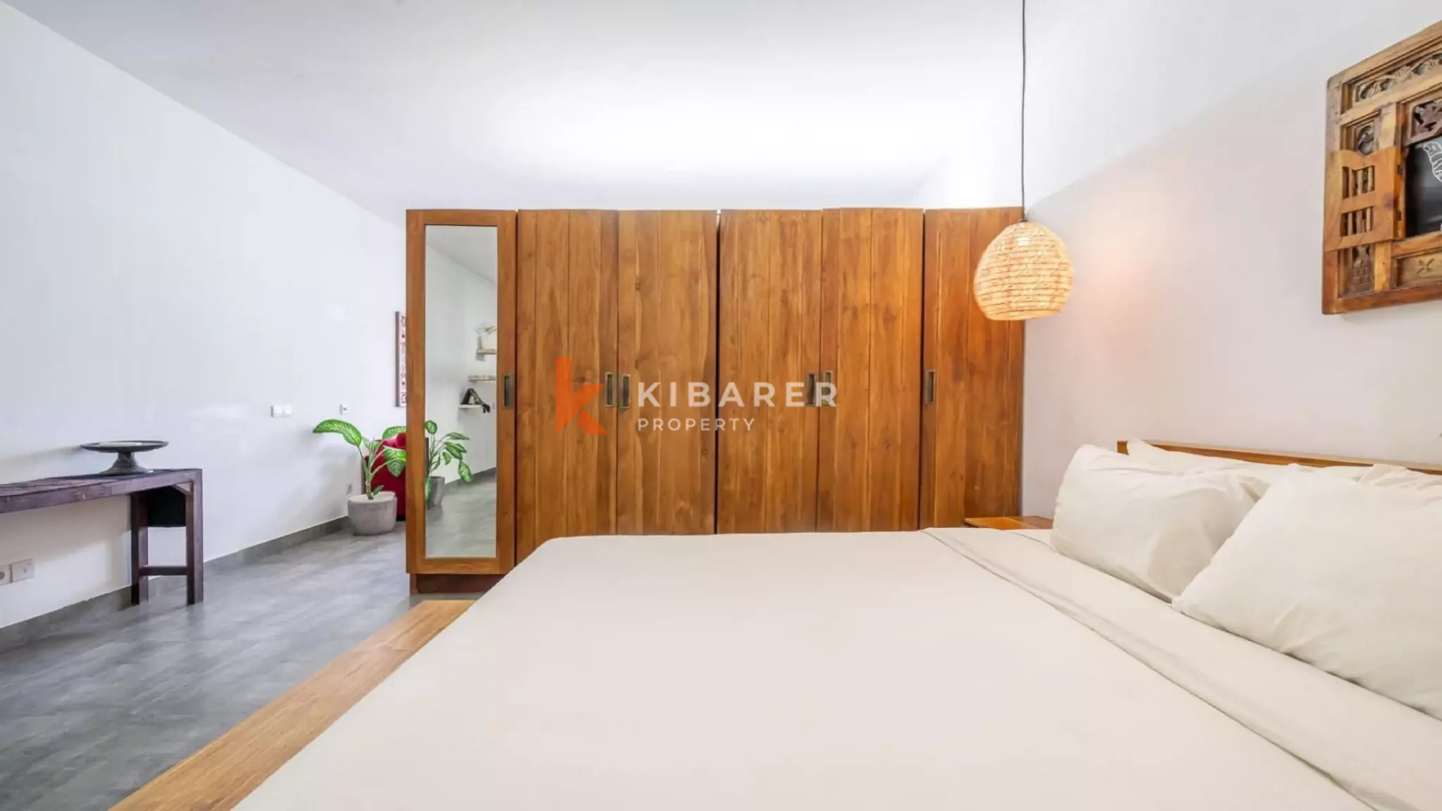 Comfortable One-Bedroom Villa with Enclosed Living Room in Canggu Area — image 8