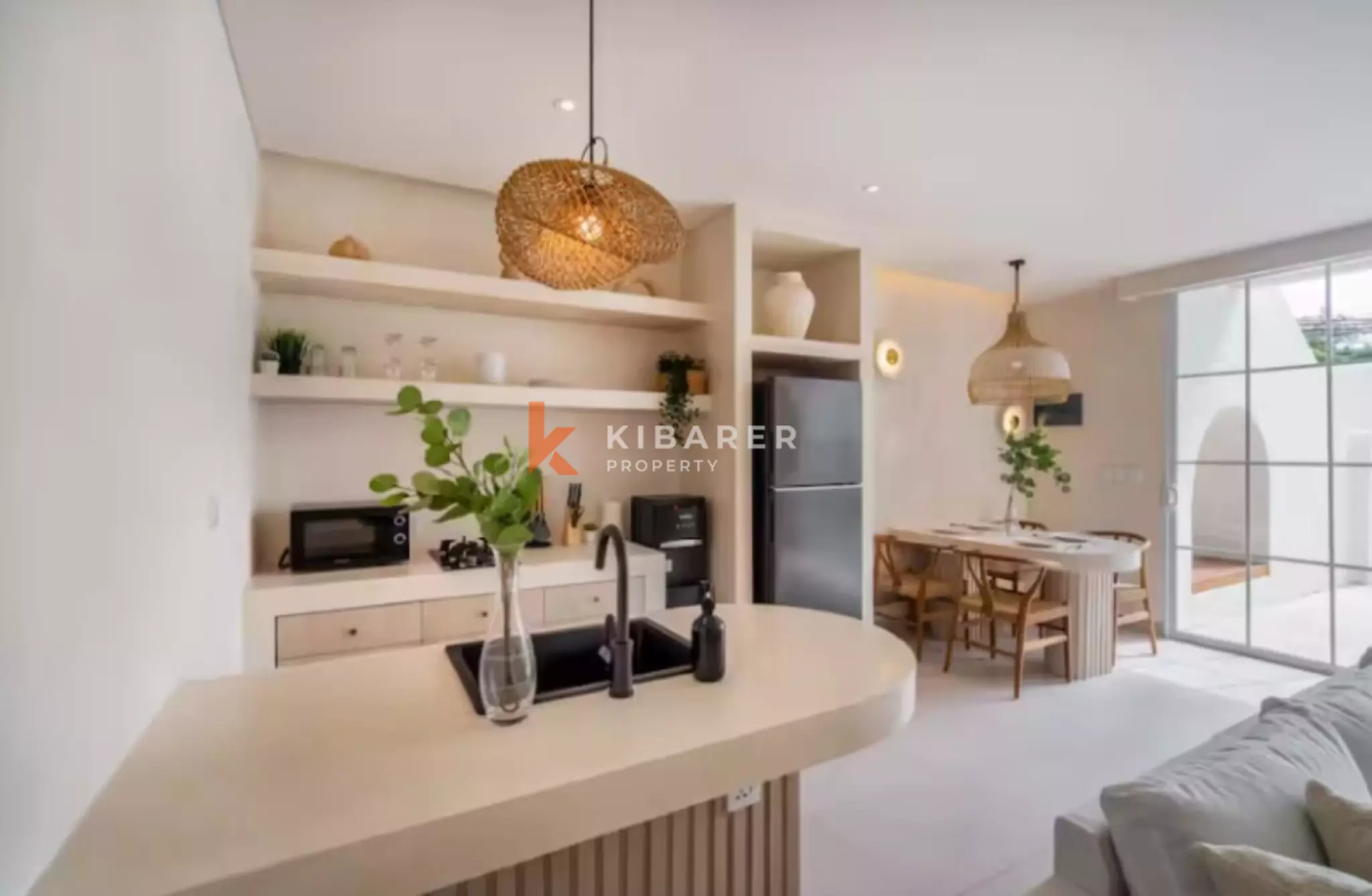 Modern Spanish Style Two Bedroom Pool Villa Near Batu Bolong — image 7