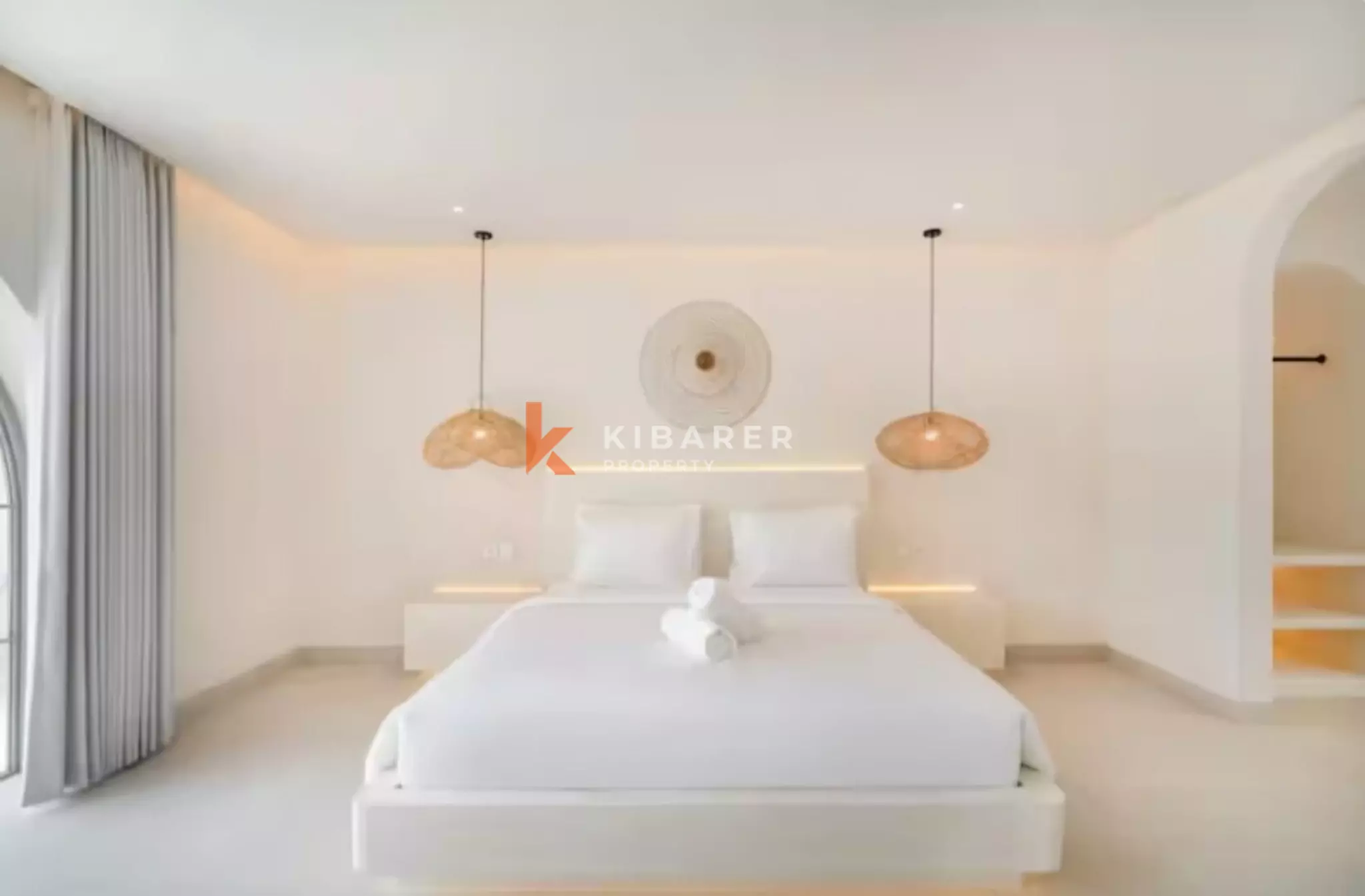 Modern Spanish Style Two Bedroom Pool Villa Near Batu Bolong — image 11