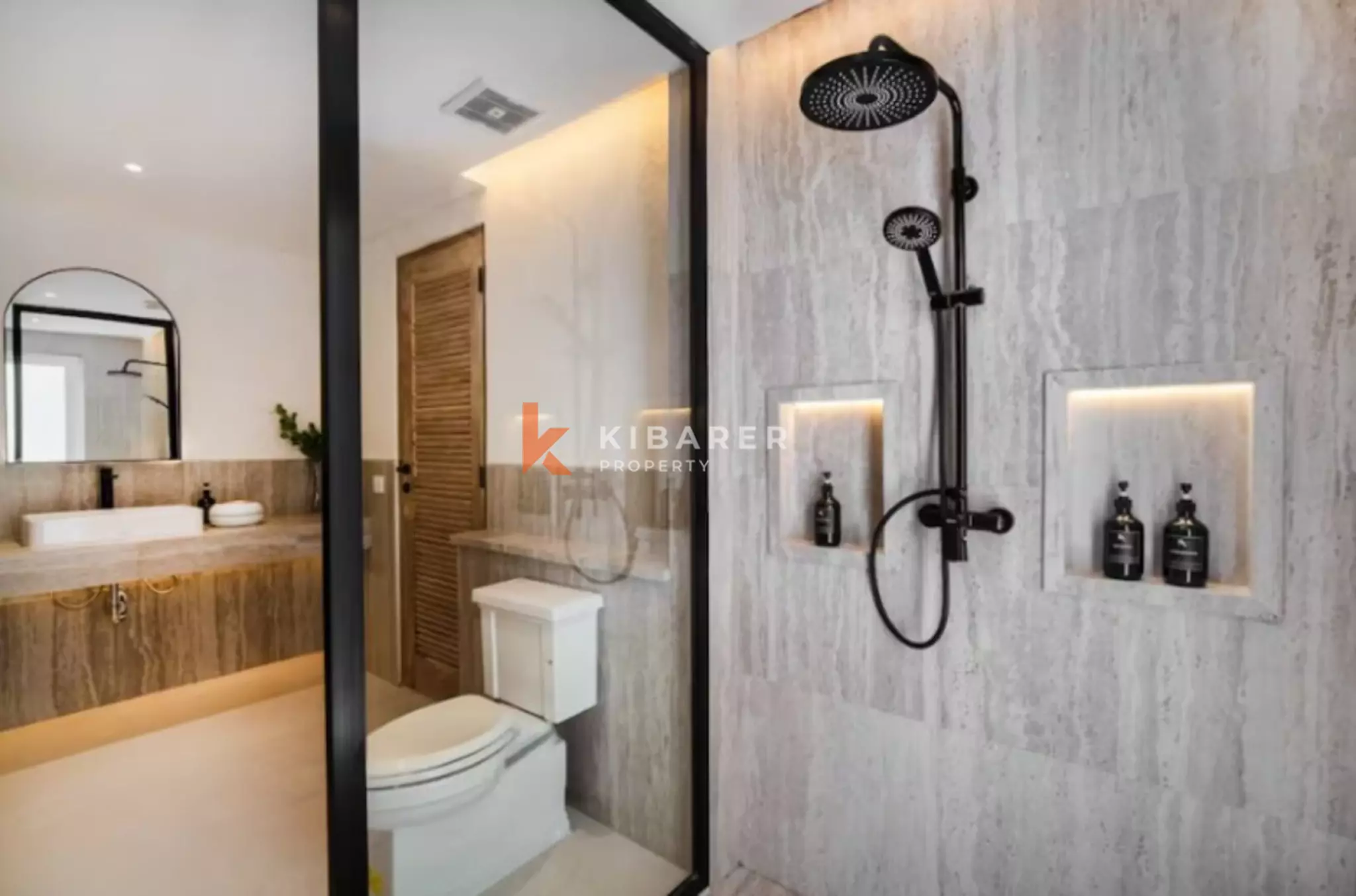 Modern Spanish Style Two Bedroom Pool Villa Near Batu Bolong — image 19