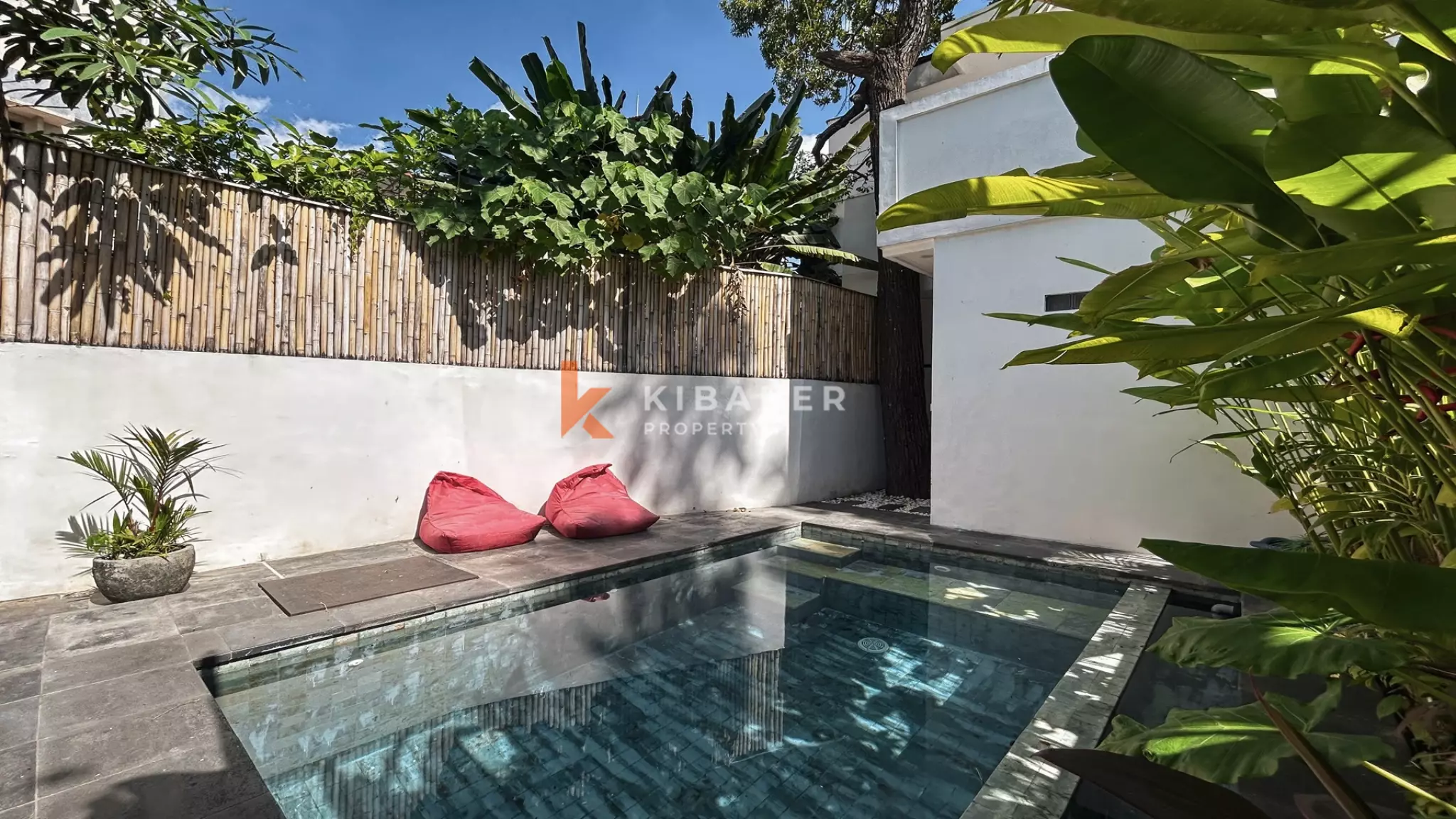 Stylish Modern Two-Bedroom Villa with Private Pool in Tuka