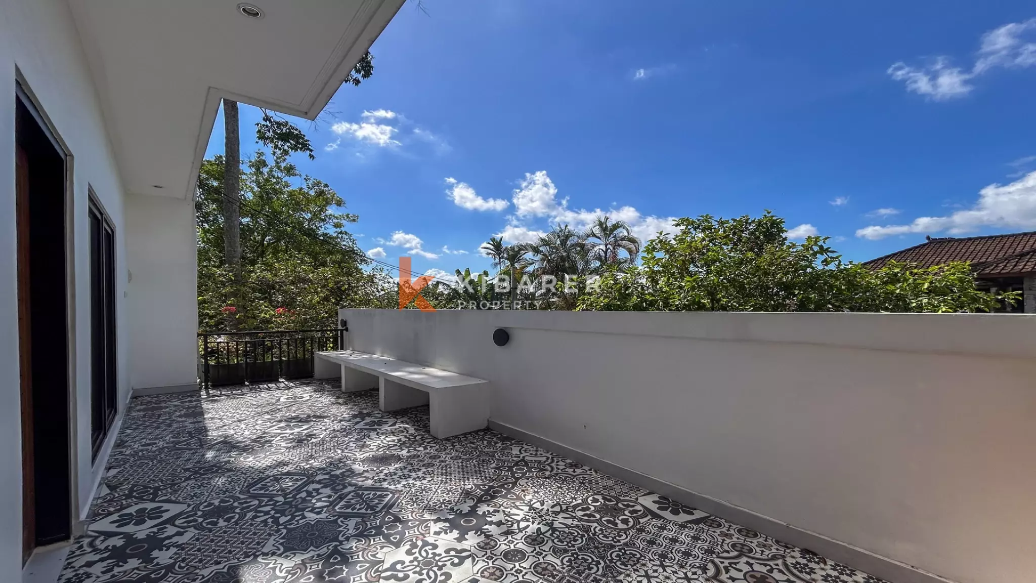 Stylish Modern Two-Bedroom Villa with Private Pool in Tuka — image 3