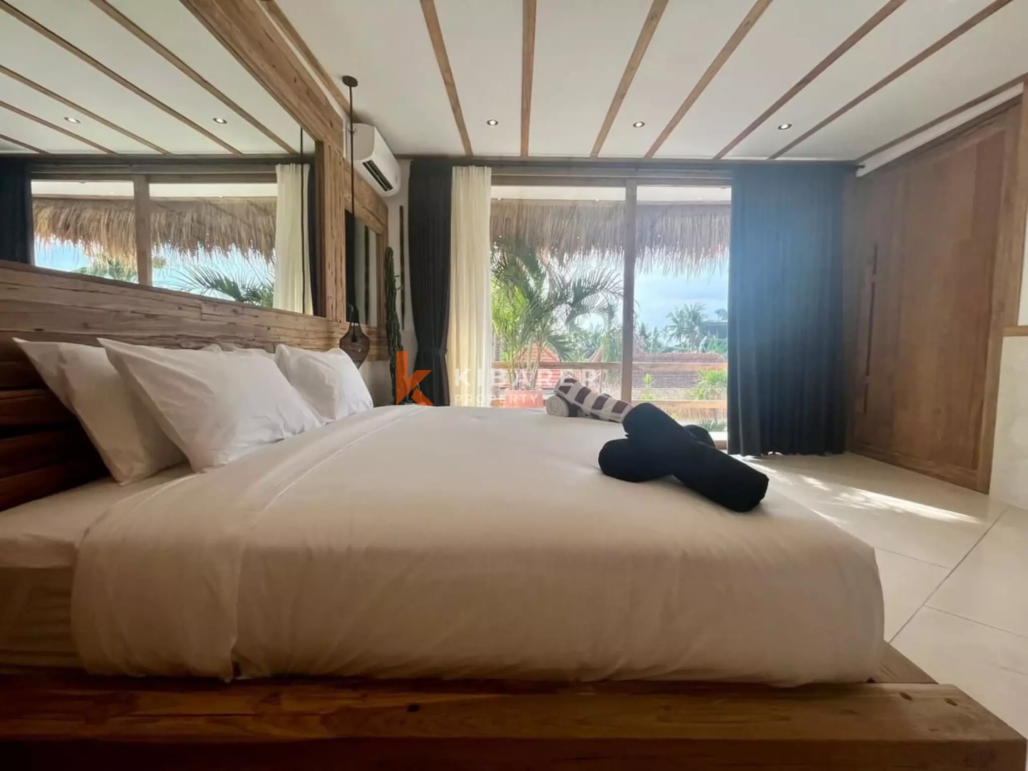 Tropical Escape – Three Bedroom Villa with Jacuzzi & Private Pool in Berawa — image 14