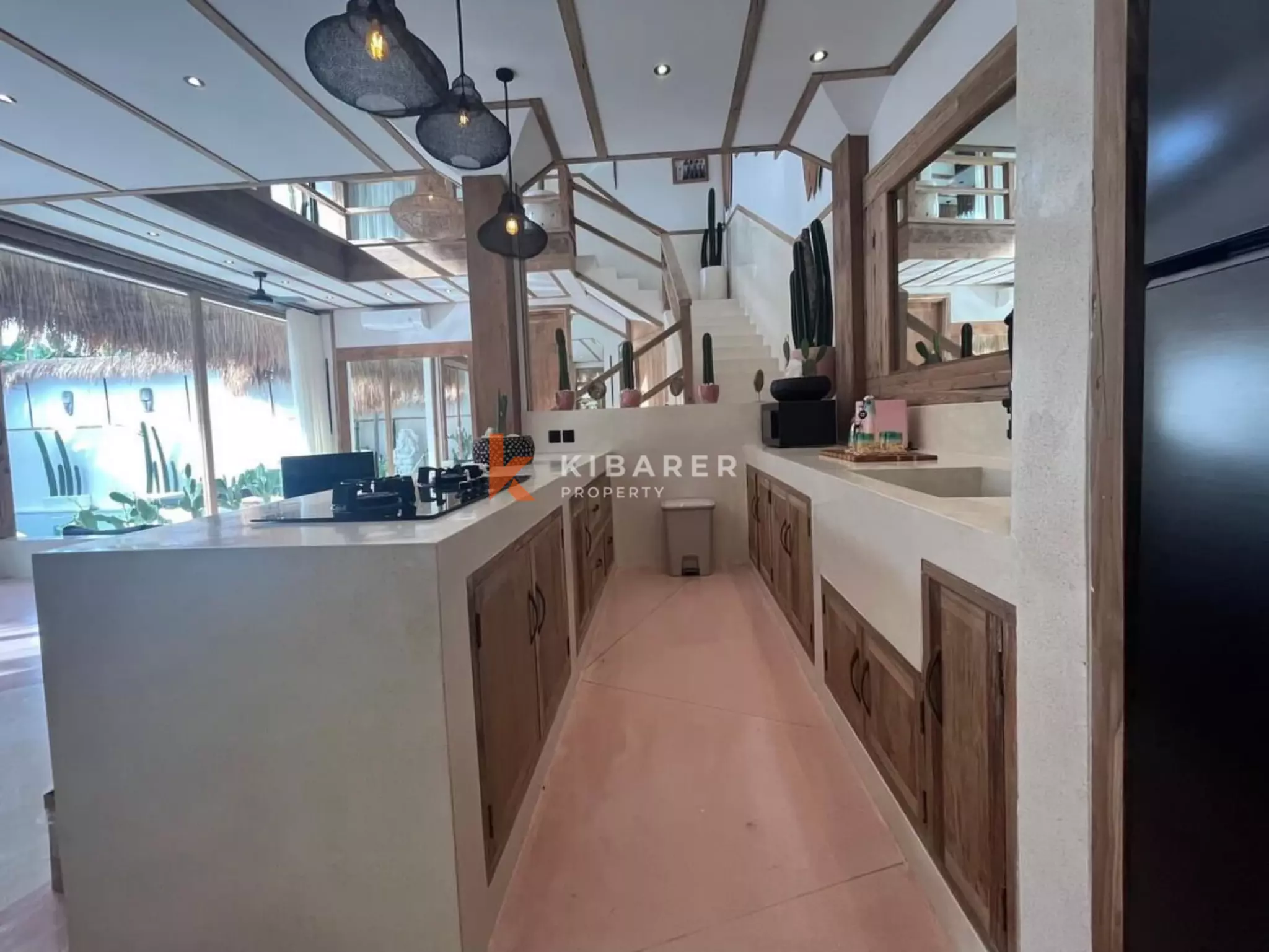 Tropical Escape – Three Bedroom Villa with Jacuzzi & Private Pool in Berawa — image 5