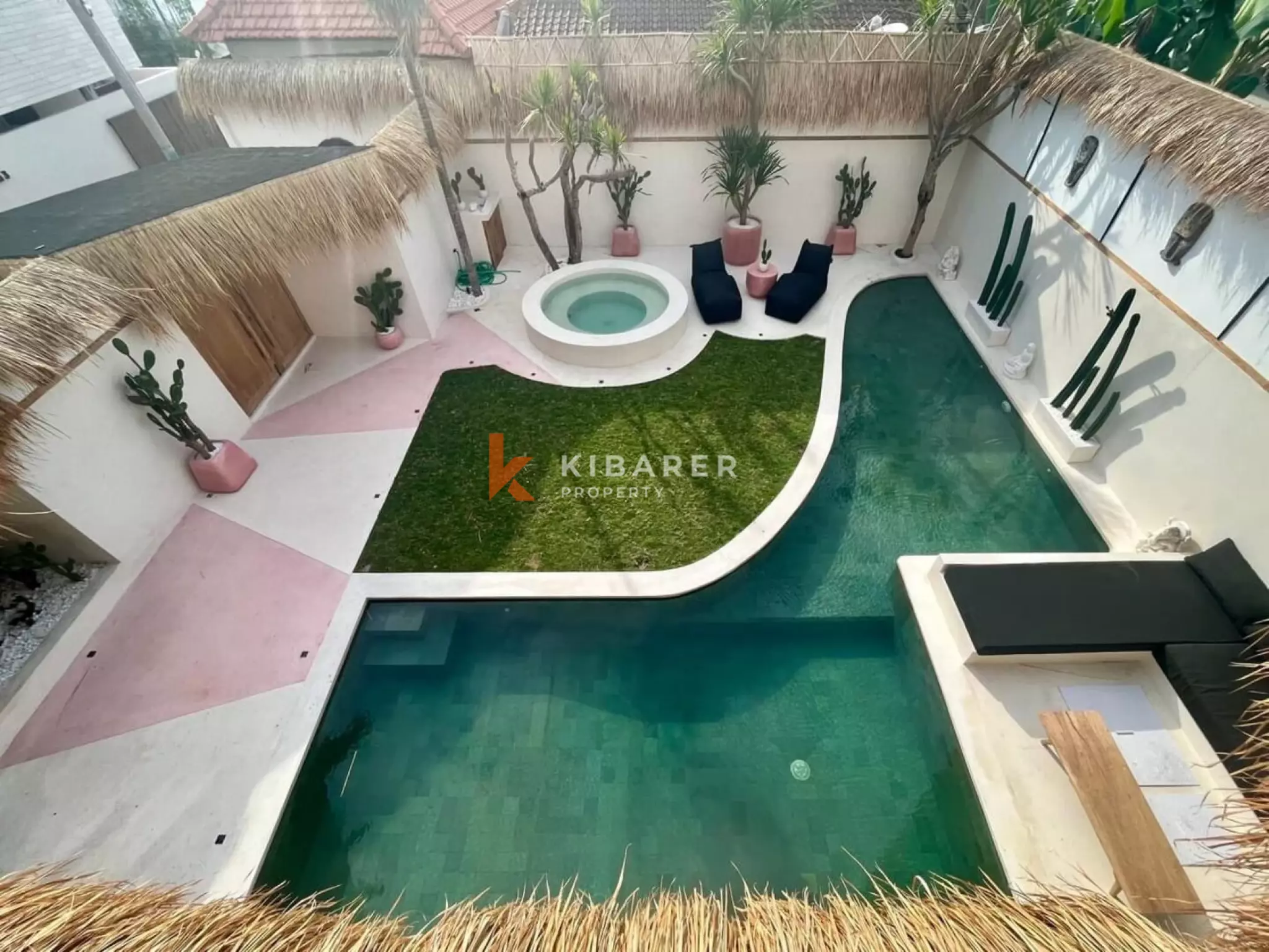 Tropical Escape – Three Bedroom Villa with Jacuzzi & Private Pool in Berawa — image 18