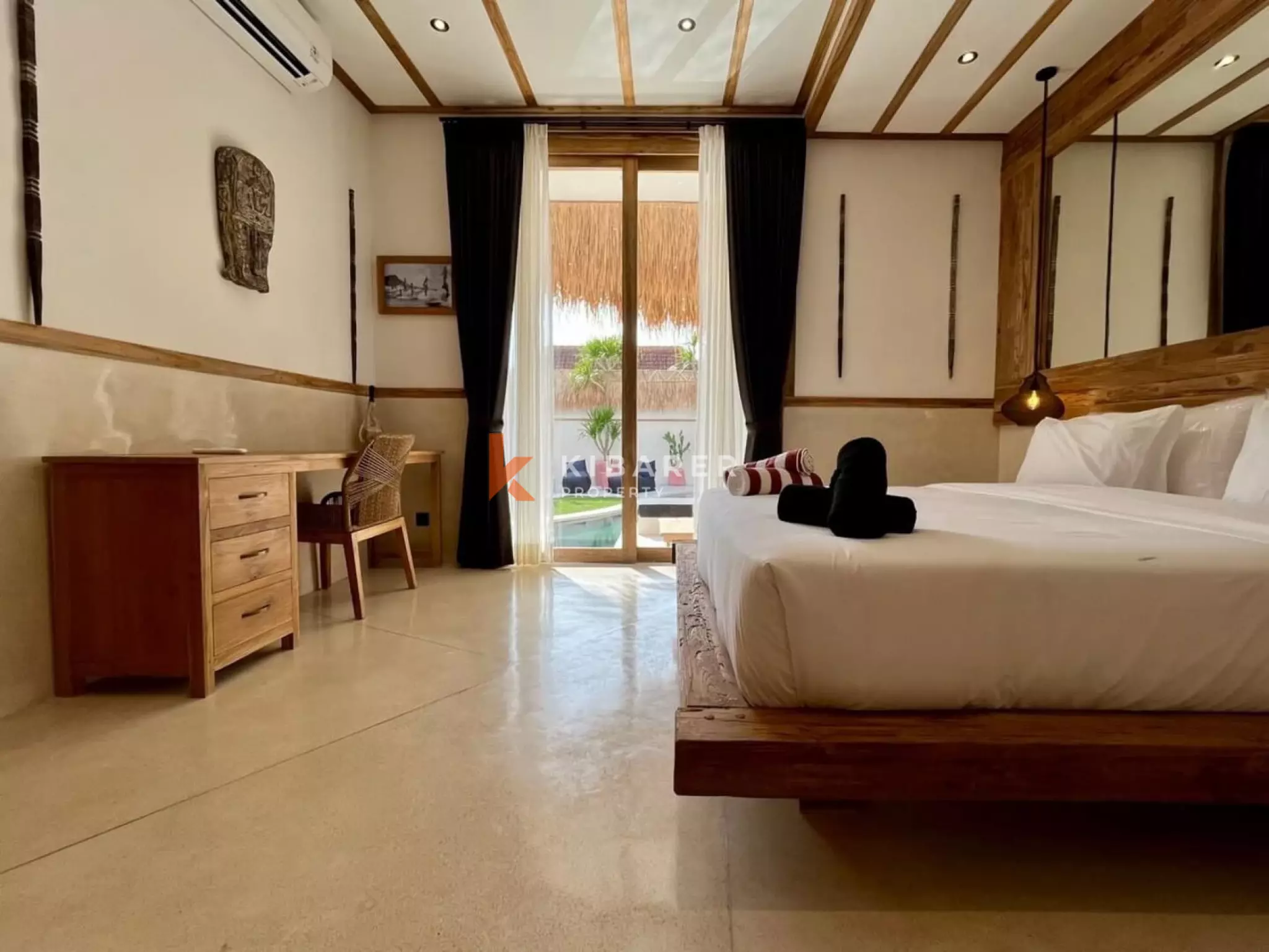 Tropical Escape – Three Bedroom Villa with Jacuzzi & Private Pool in Berawa — image 9
