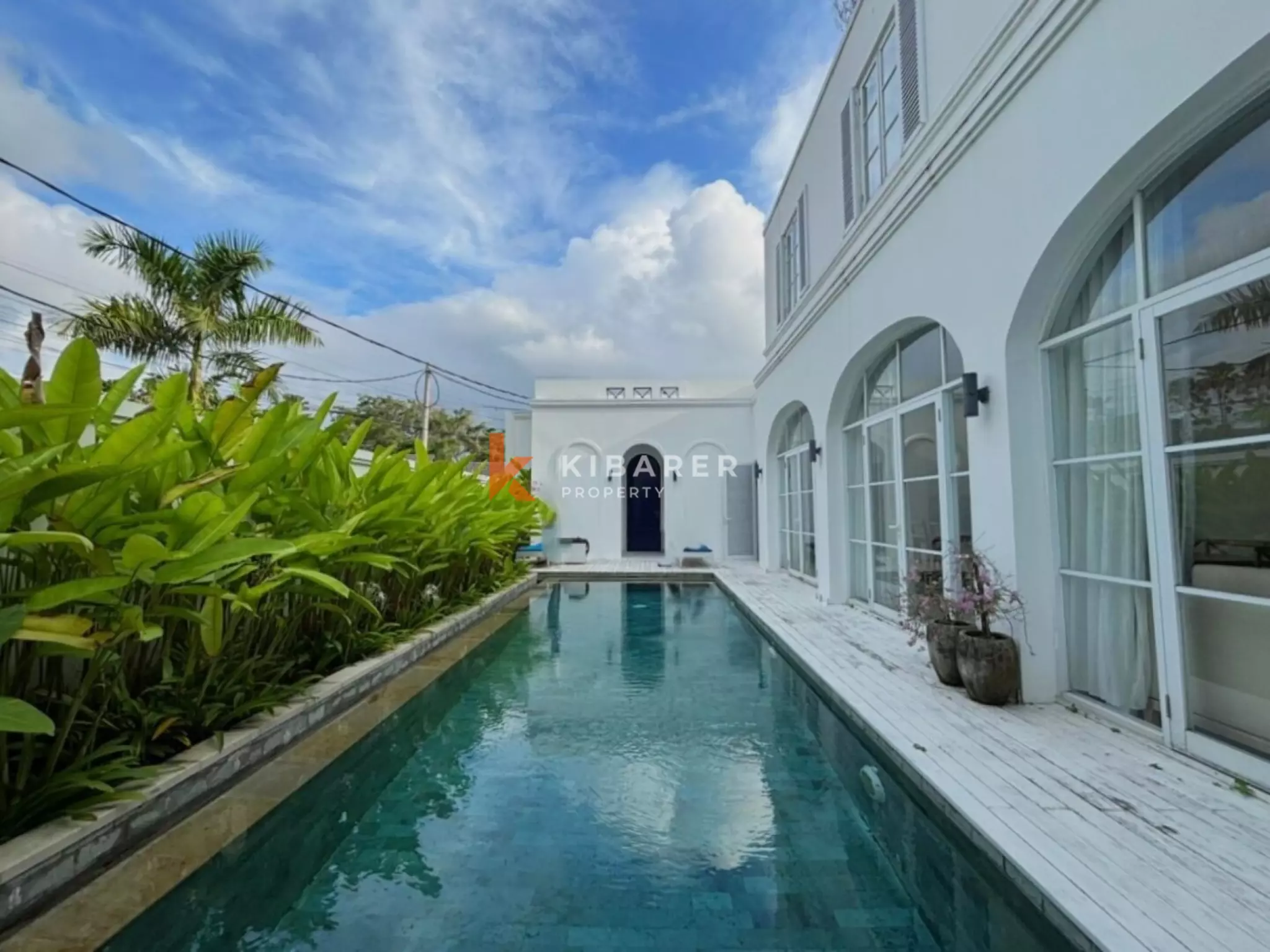 Stylish Coastal Living Three Bedroom Villa in Berawa — image 13