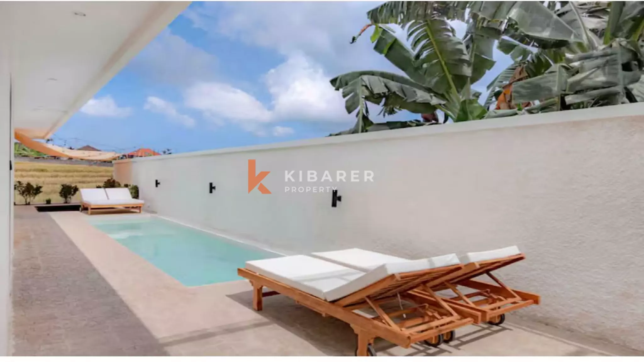 Stylish Junior Suite Three-Bedrooms Villa with Sunken Outdoor in Canggu — image 1