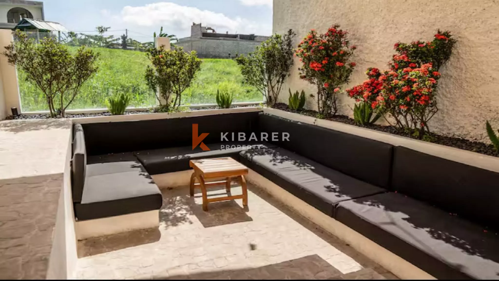 Stylish Junior Suite Three-Bedrooms Villa with Sunken Outdoor in Canggu — image 14