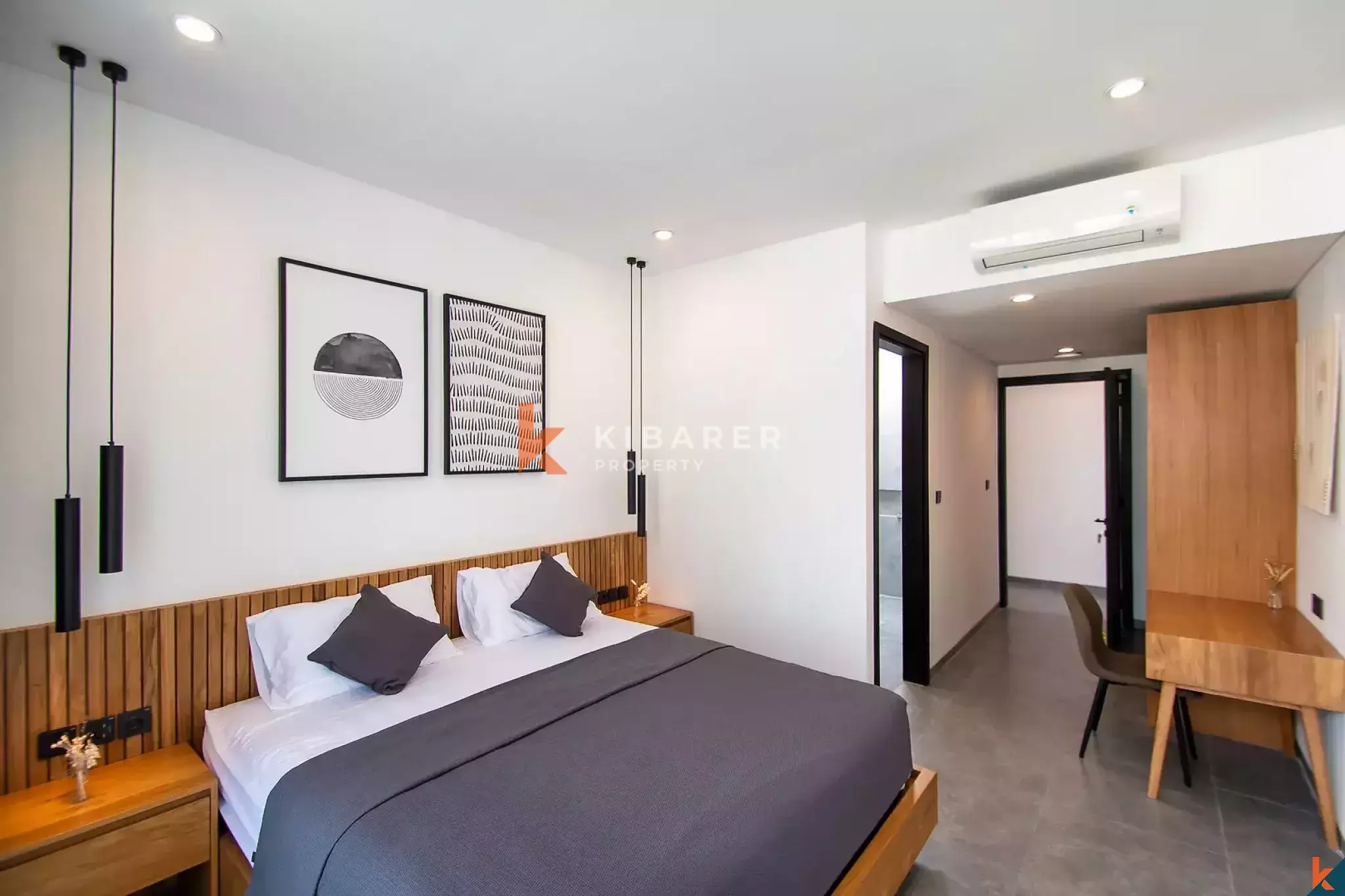 Premium Three-Bedroom Villa with Urban Tropical Design in Umalas — image 7