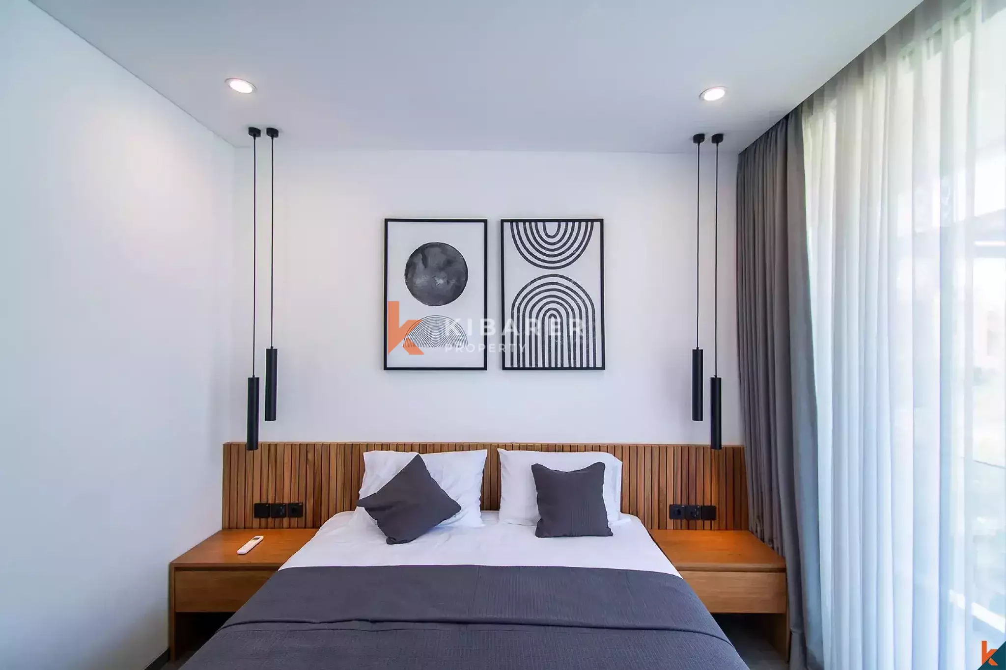 Premium Three-Bedroom Villa with Urban Tropical Design in Umalas — image 16