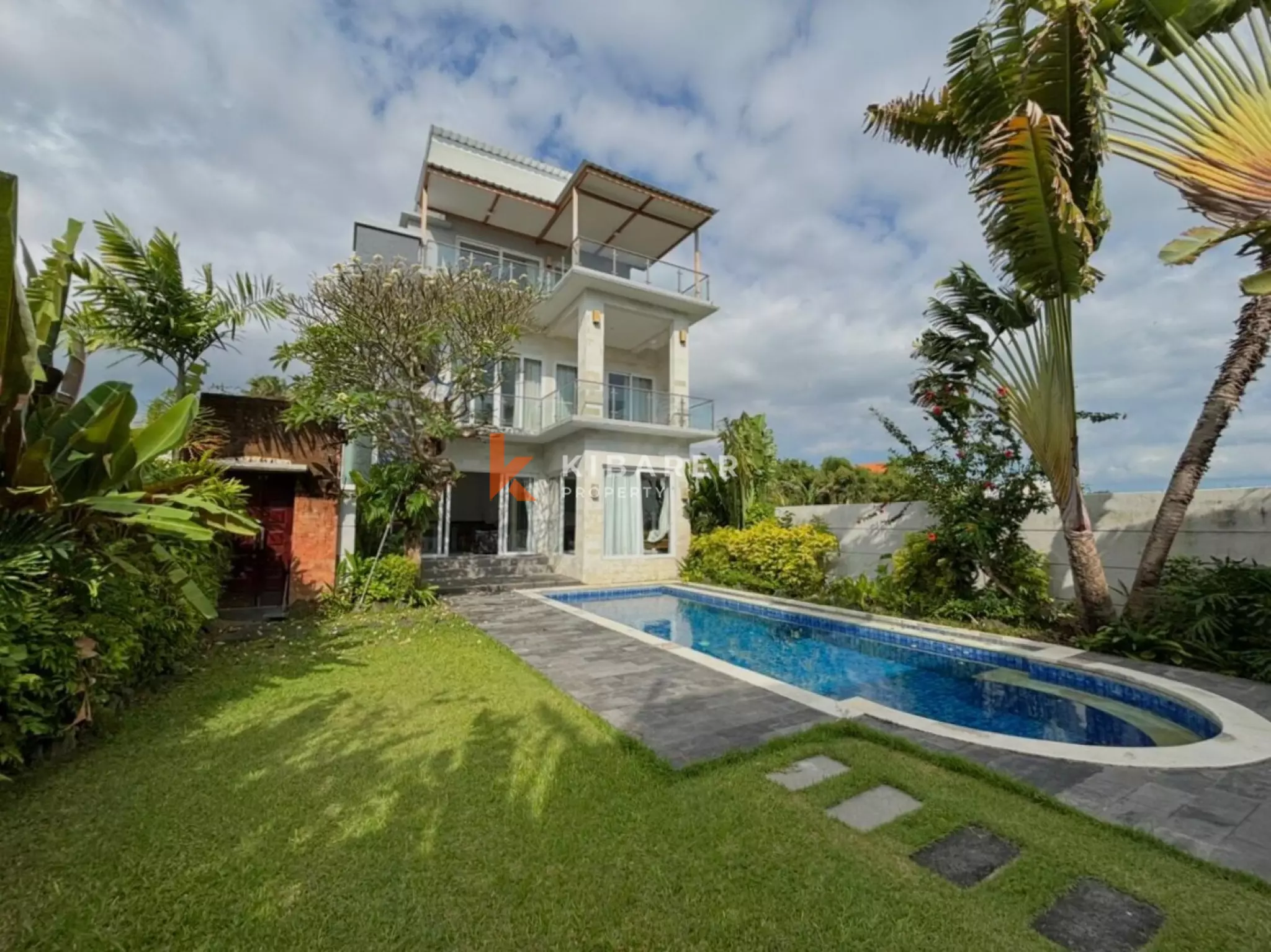 Prime Location Three Bedroom Villa in Berawa Near Finns & Atlas Beach Club