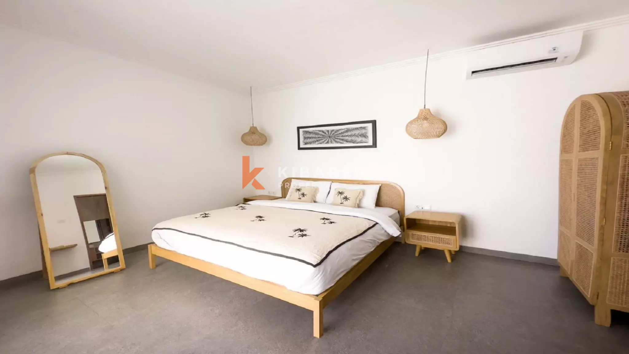 Modern Island Escape Three-Bedrooms Villa with Rice Field View Near Berawa & Batu Bolong — image 9