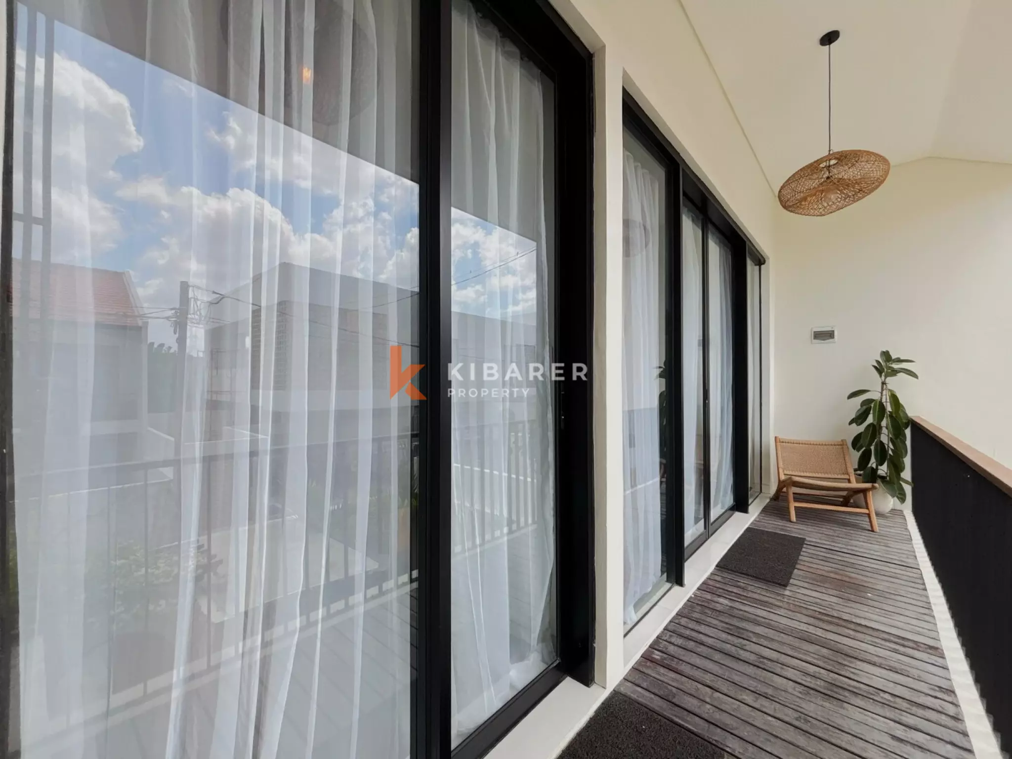 Stylish Contemporary Three Bedroom Villa Near Canggu Hotspots — image 14