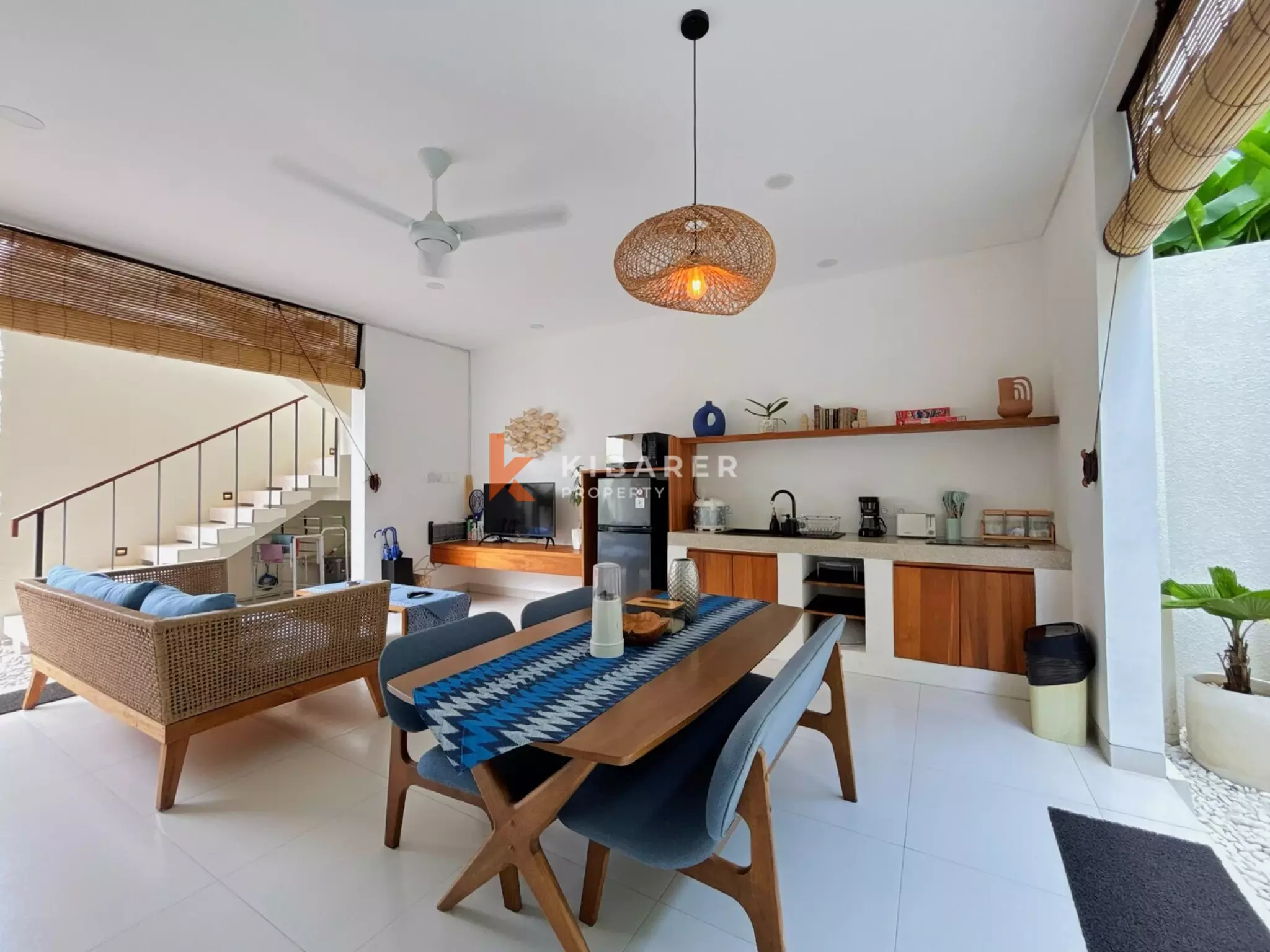 Stylish Contemporary Three Bedroom Villa Near Canggu Hotspots — image 4