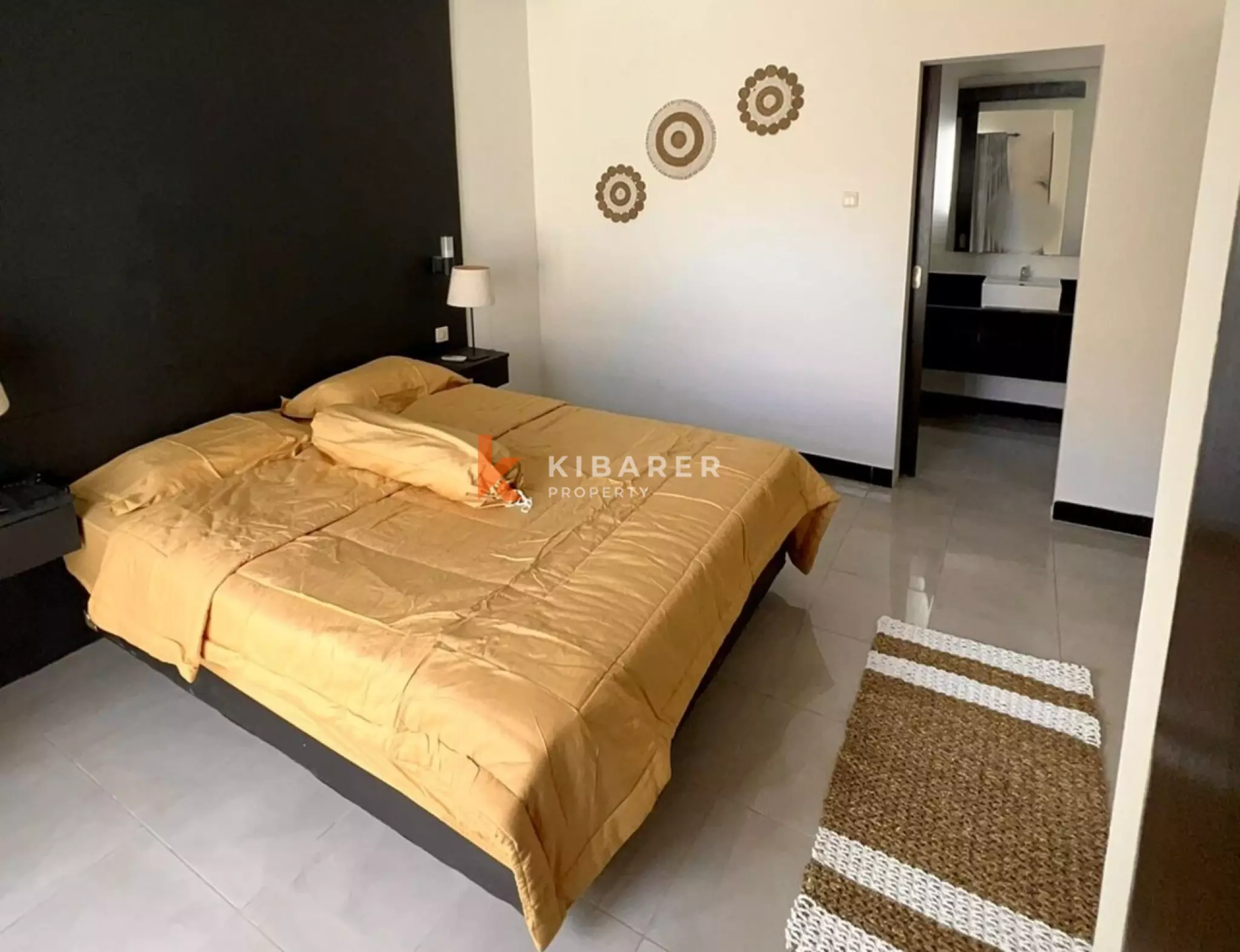 Charming Tropical Two Bedromm Villa Close to Bali Collection — image 10