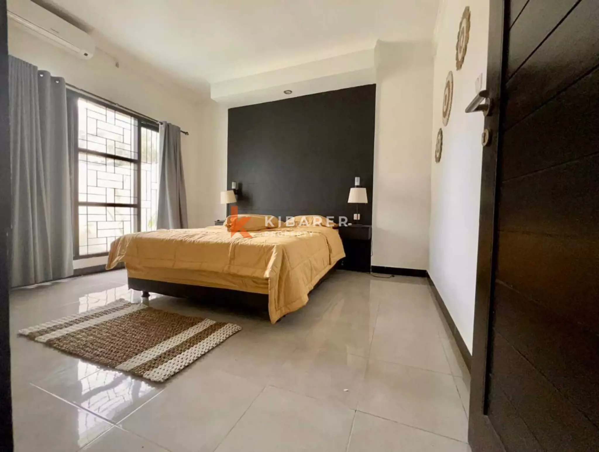 Charming Tropical Two Bedromm Villa Close to Bali Collection — image 9
