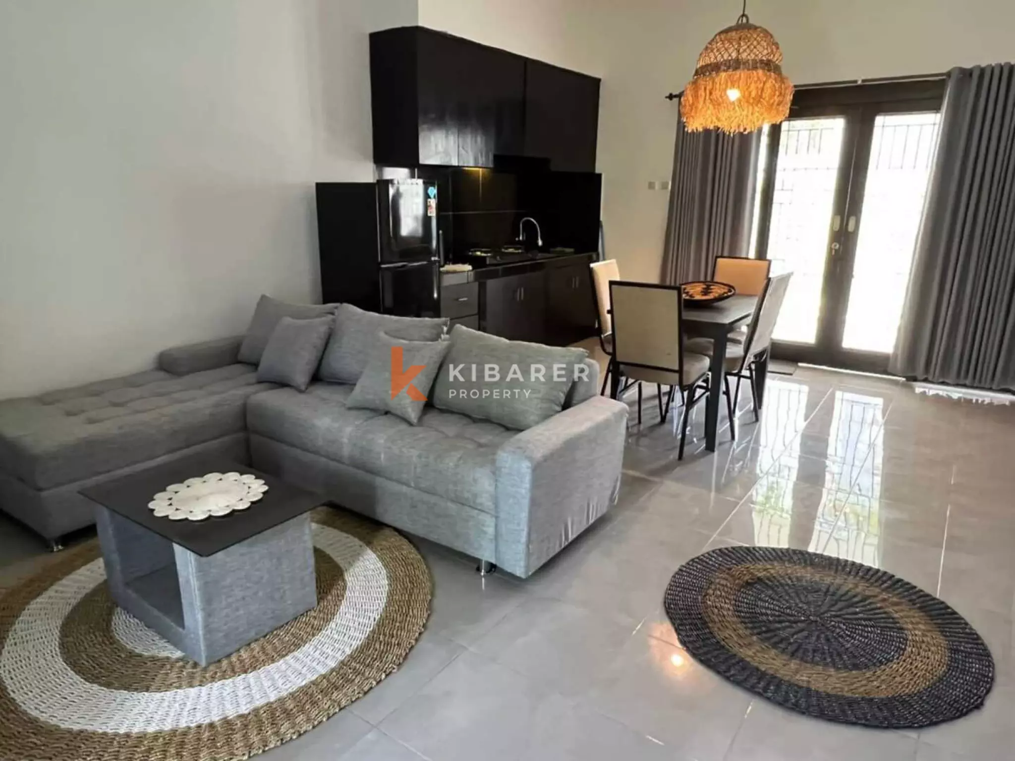Charming Tropical Two Bedromm Villa Close to Bali Collection — image 4