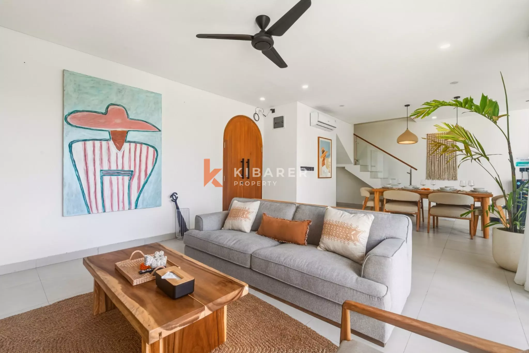 Streamlined Modern Two-Bedrooms Enclosed Villa in Canggu — image 3