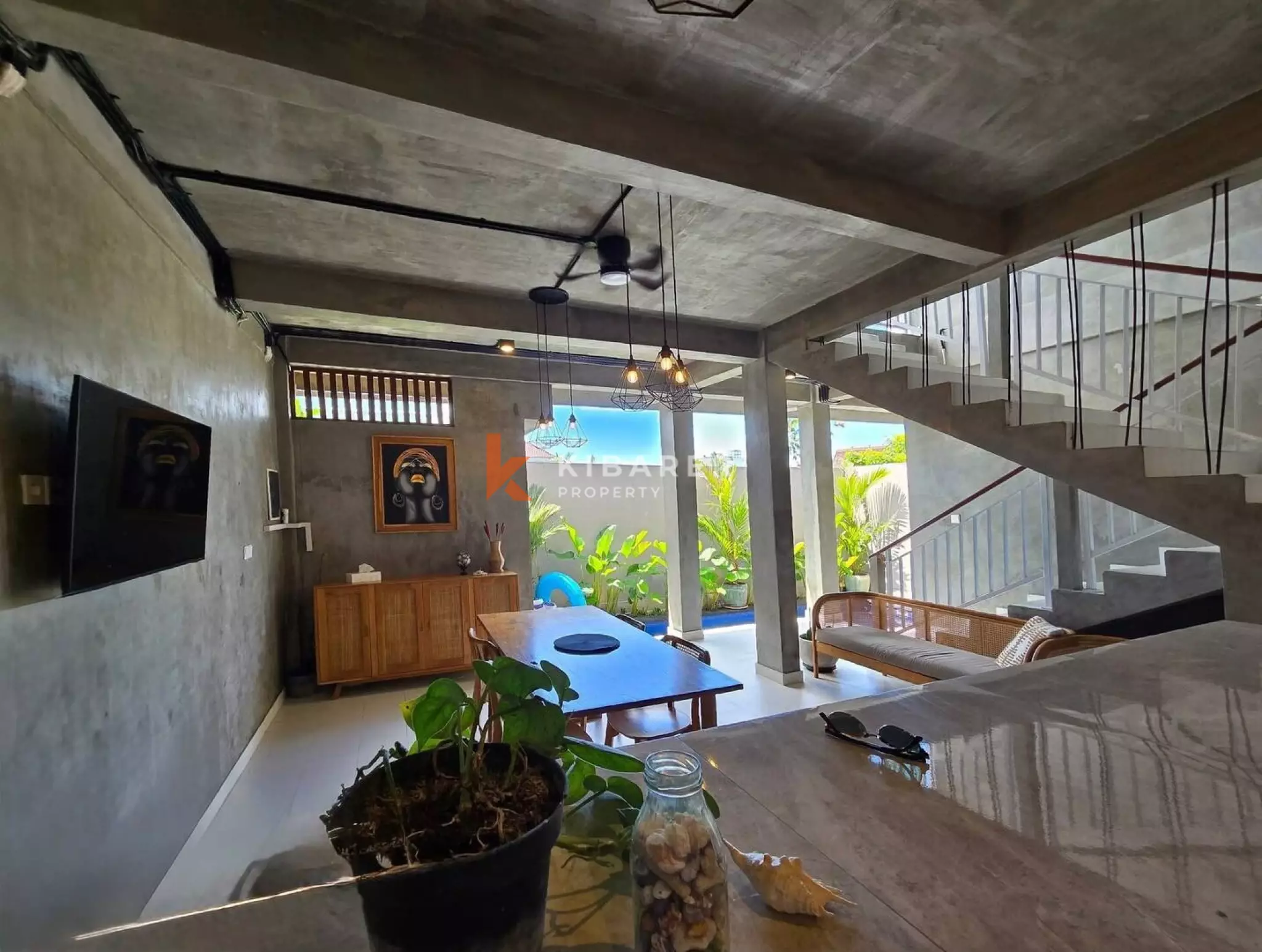 Prime Berawa Three Bedroom Open Living Villa Near Beach and cafes — image 7