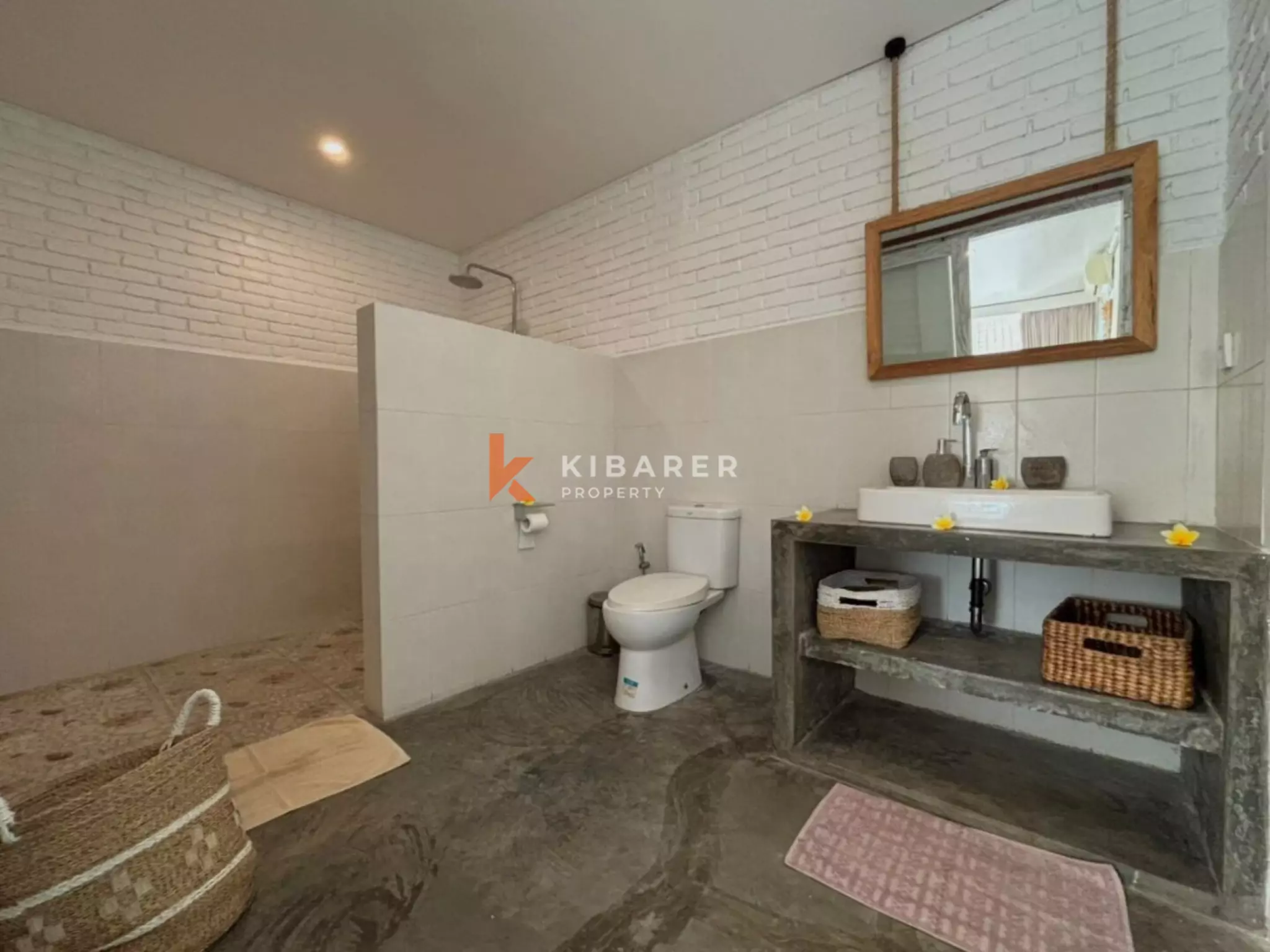 Four-Bedroom Open Living Villa in Canggu — image 14
