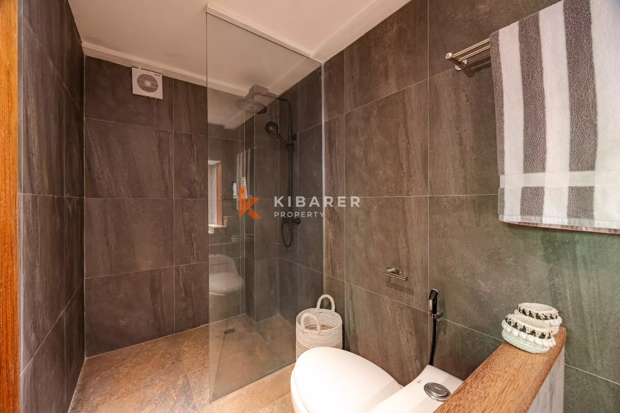 Mezzanine Loft One-Bedroom Shared Pool Surrounded by Nature in Pecatu–Uluwatu — image 10
