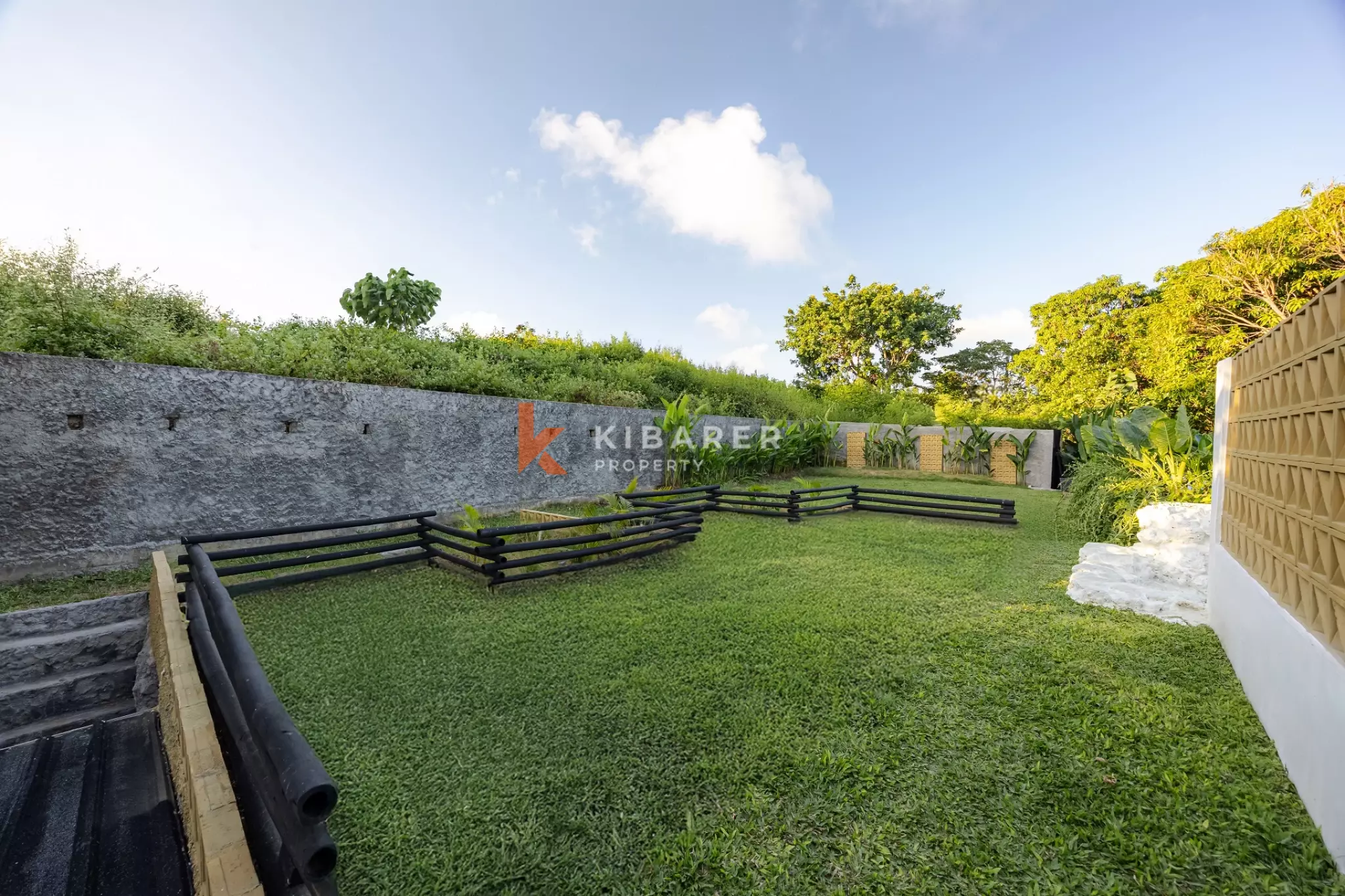 Mezzanine Loft One-Bedroom Shared Pool Surrounded by Nature in Pecatu–Uluwatu — image 3
