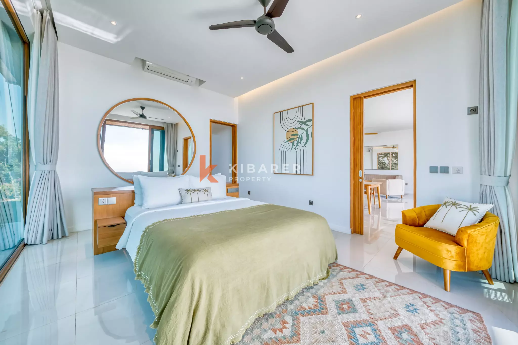 Elegant Cliffside Three-Bedroom Villa with Panoramic Ocean Views in Prime Uluwatu — image 9