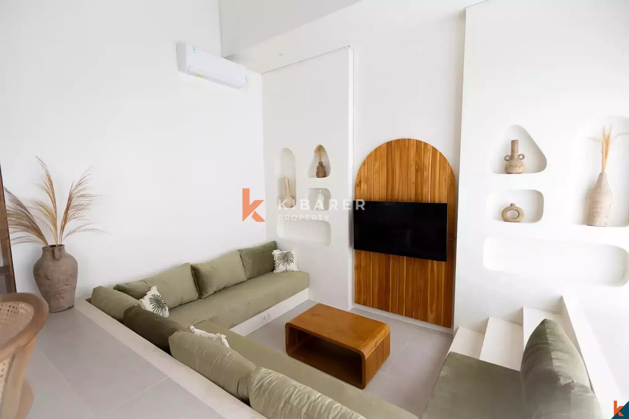 Relax in Style - Contemporary Three Bedroom Villa in Padonan — image 4