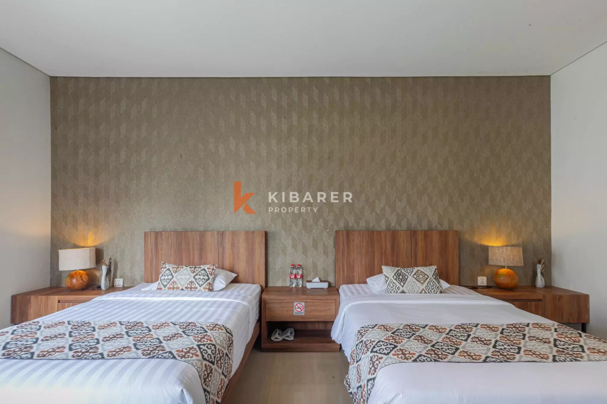 Spacious Three Bedroom Enclosed Living Villa in Jimbaran — image 17