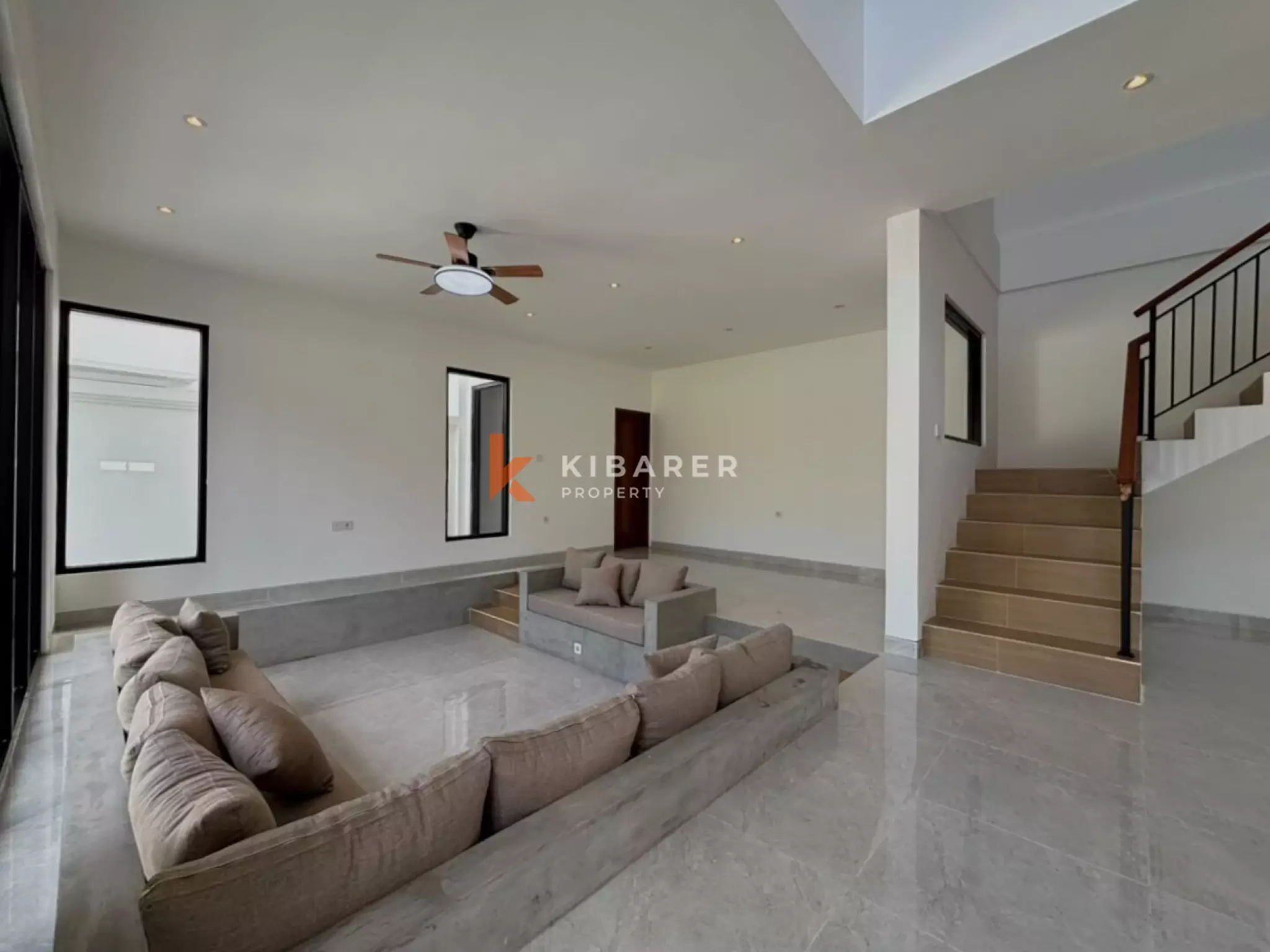 Stylish Two Bedroom Unfurnished Villa for Yearly Rent in Berawa — image 3