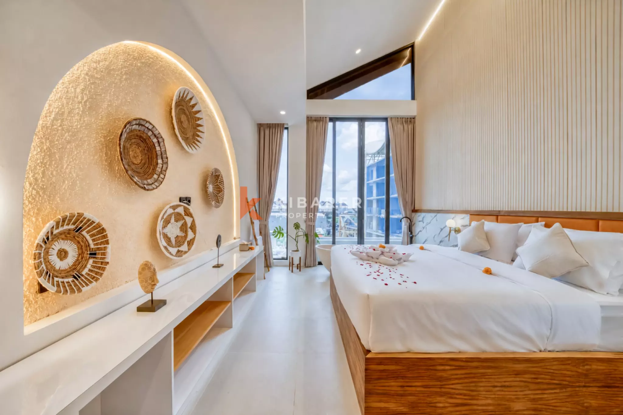 Stylish Two Bedroom Modern Villa in Sought-After Kayu Tulang — image 12