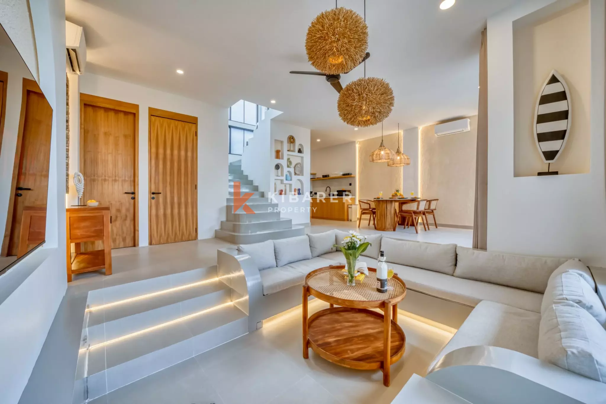 Stylish Two Bedroom Modern Villa in Sought-After Kayu Tulang — image 2