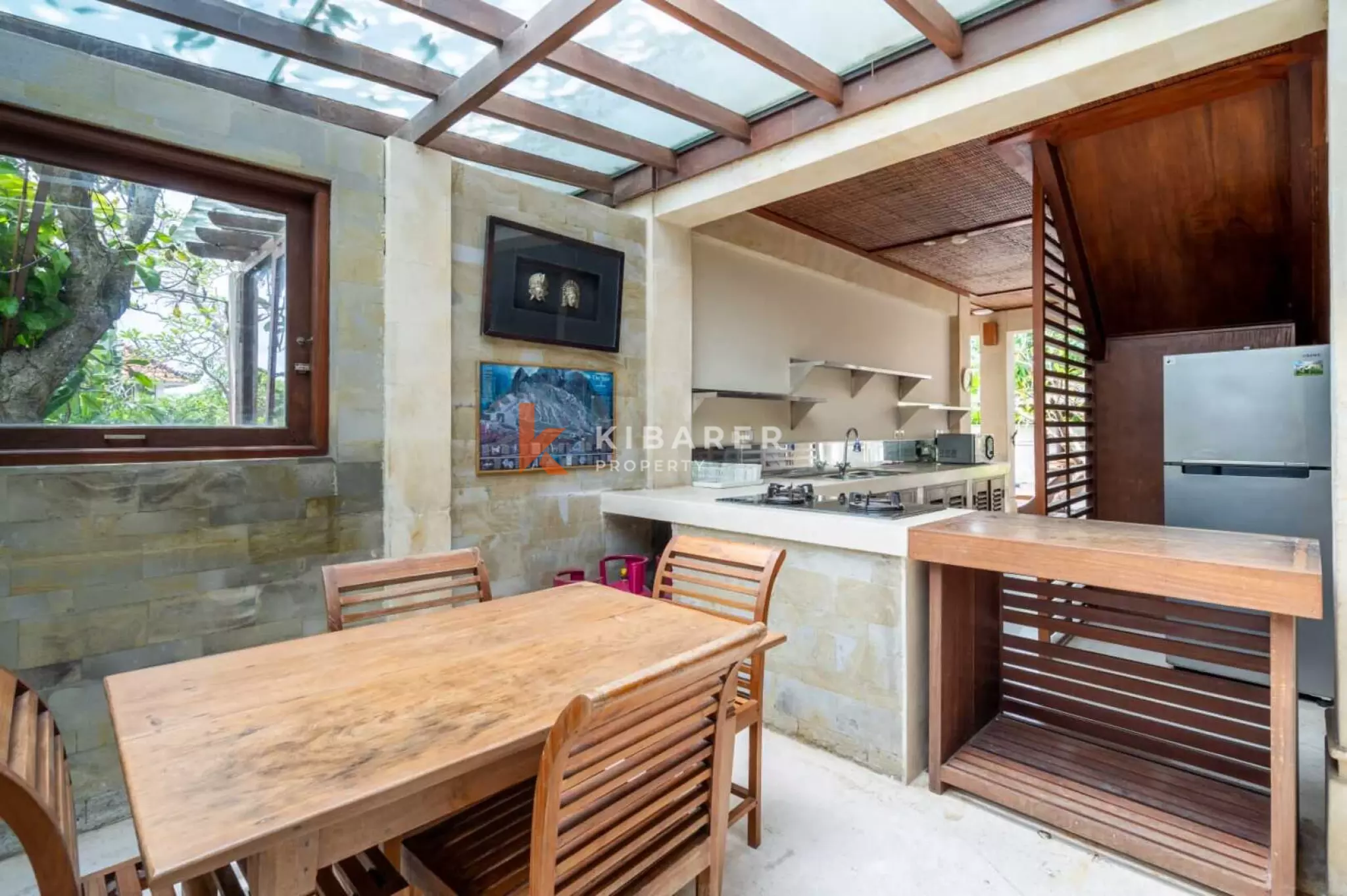 Tranquil Four Bedroom Villa with Resort-Style Living in Ungasan — image 5