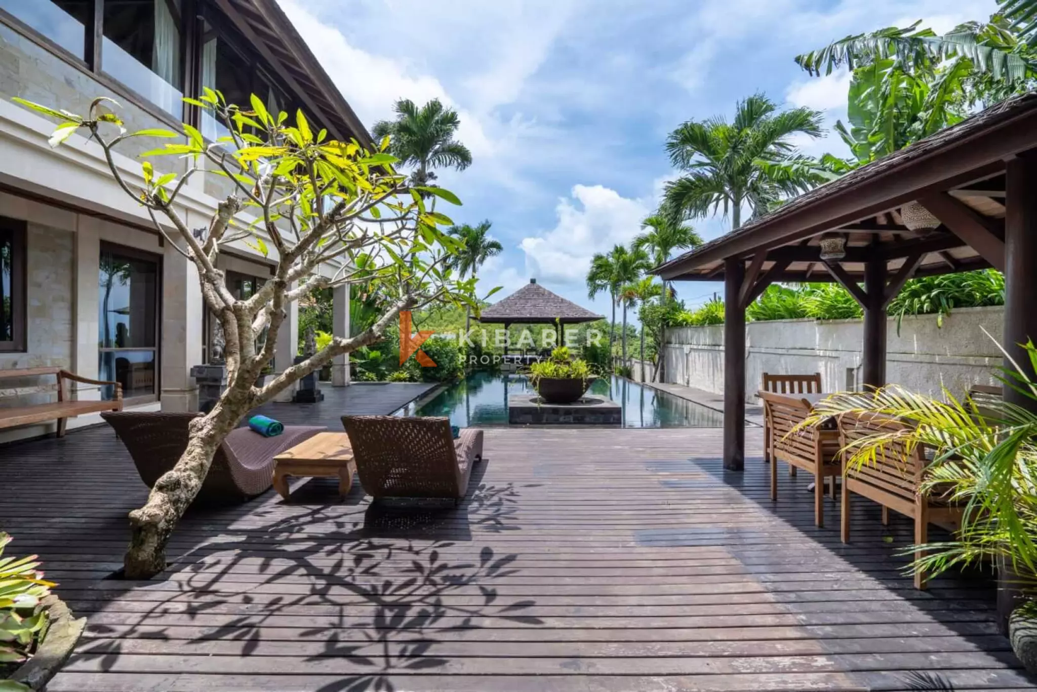 Tranquil Four Bedroom Villa with Resort-Style Living in Ungasan — image 3