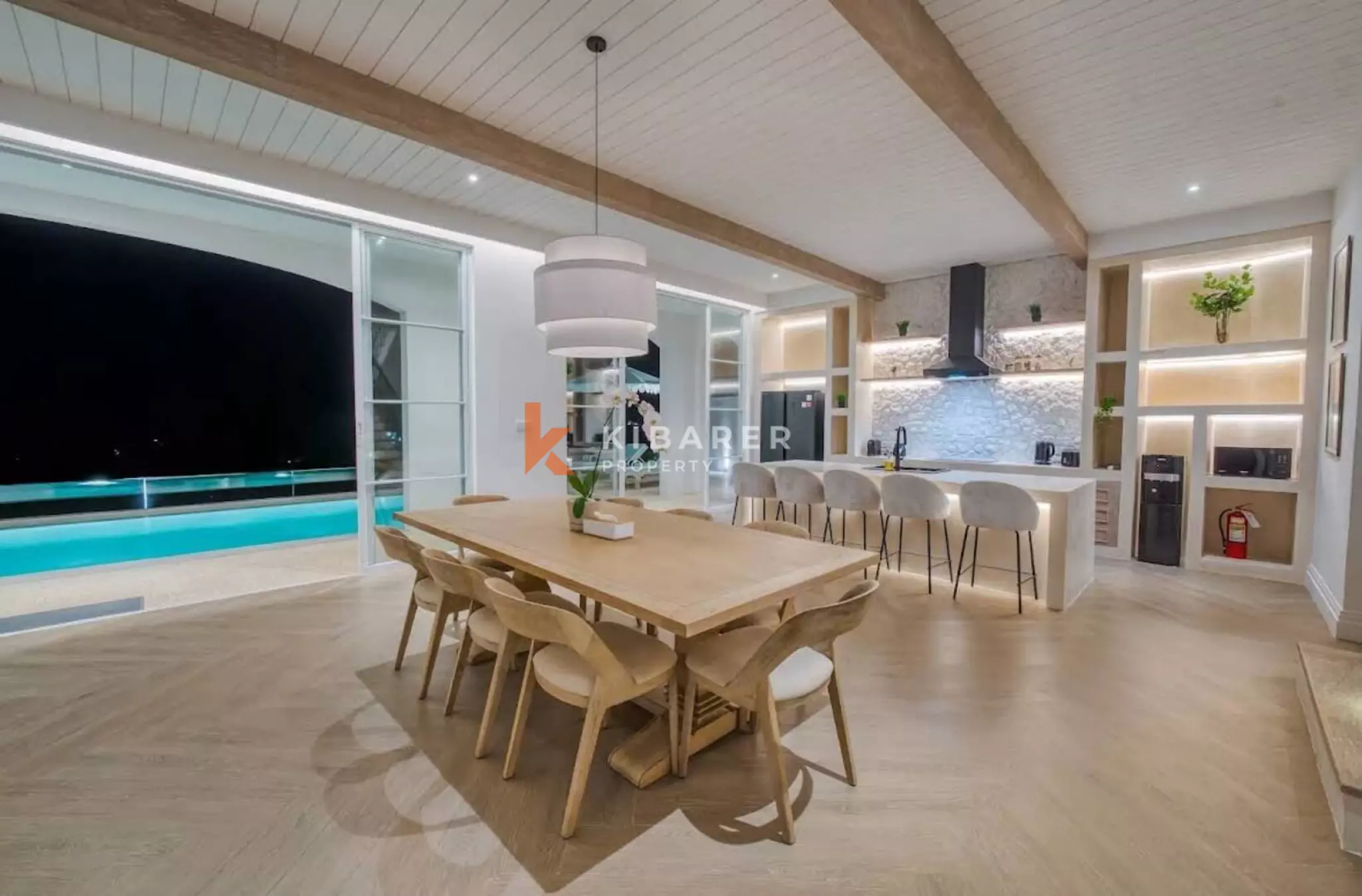 Luxury Four-Bedroom Villa with Rooftop Sea View in Prime Ungasan Location — image 19