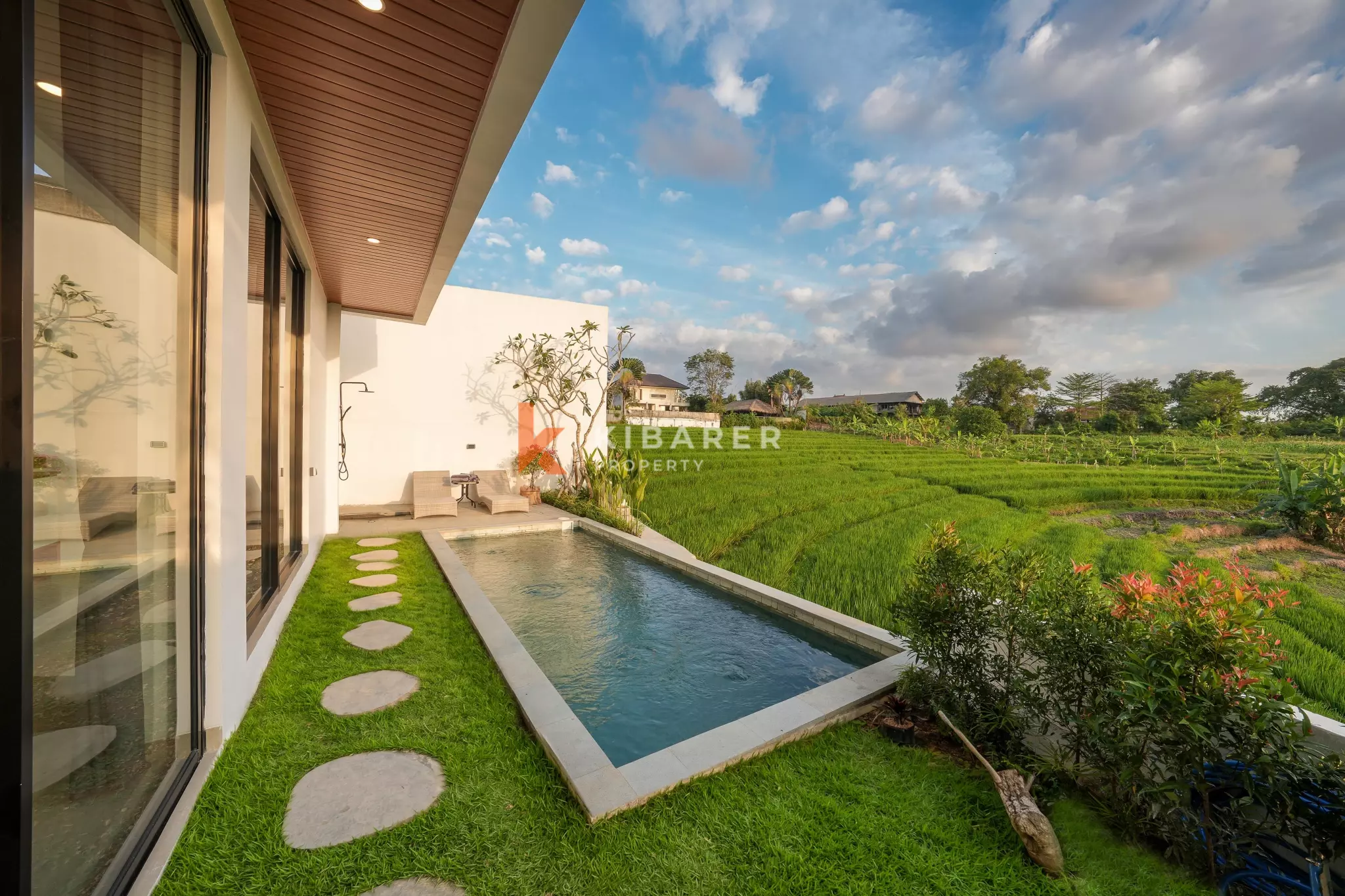 Spacious Three-Bedroom Villa with Panoramic Views in Cepaka — image 4