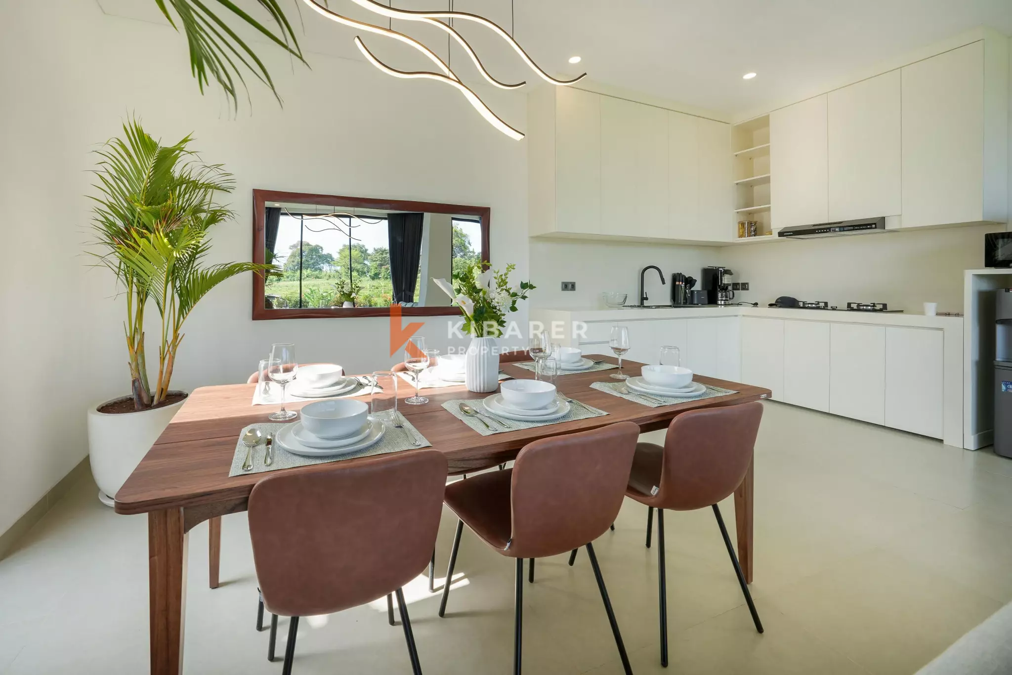 Spacious Villa with Three Bedrooms and Panoramic Views in Cepaka — image 6